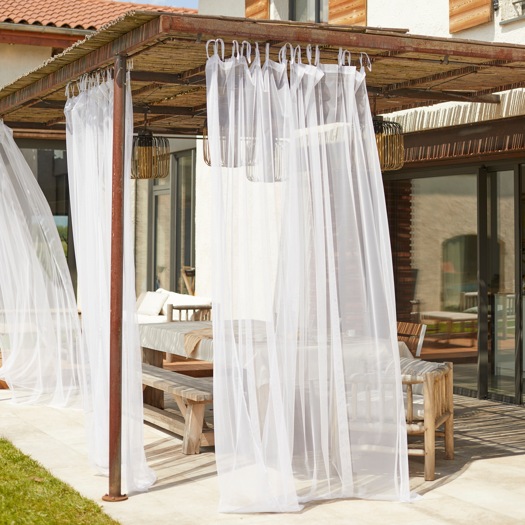 Voilage moustiquaire à nouettes