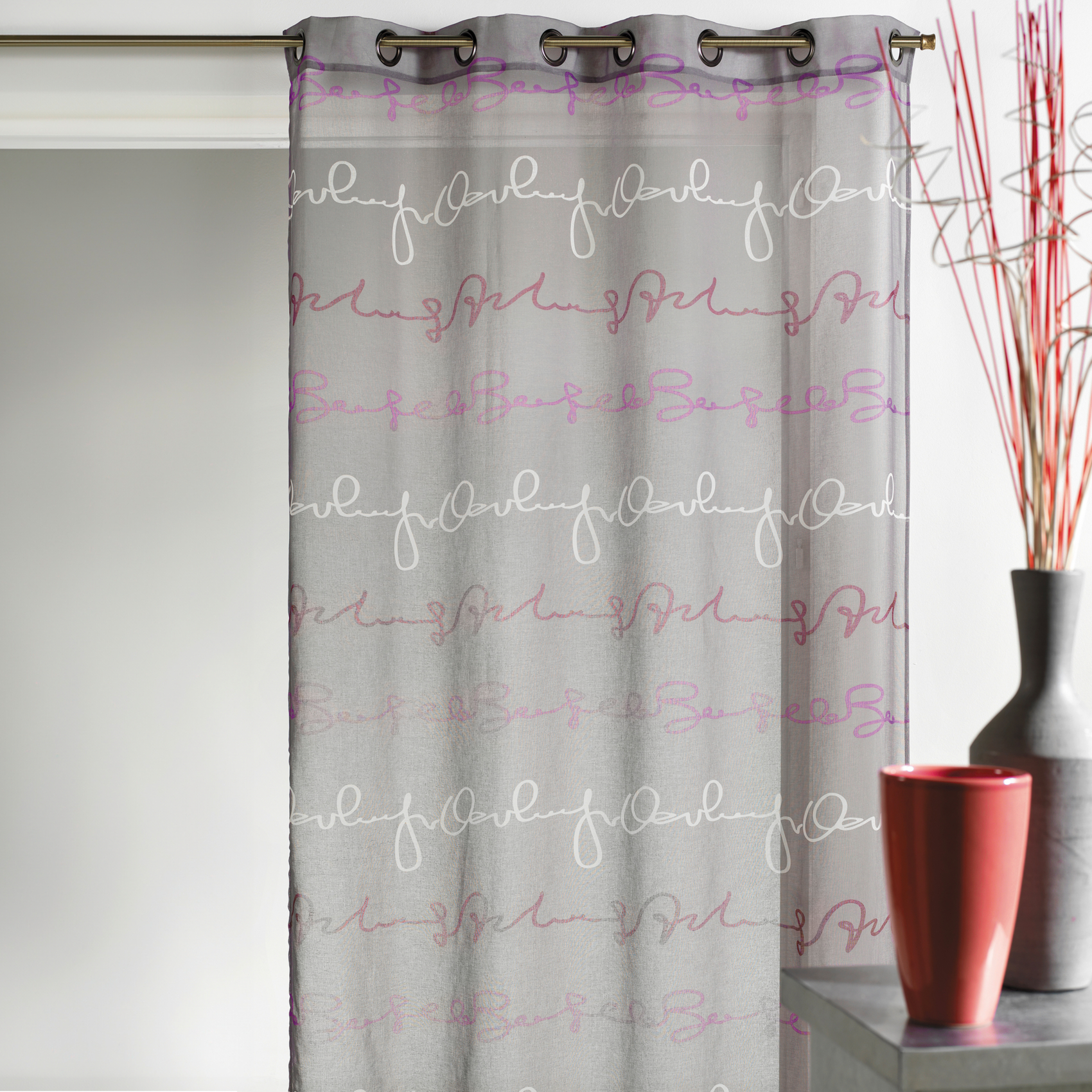 Voilage en étamine imprimée 'jeux d'écritures' — vue 3