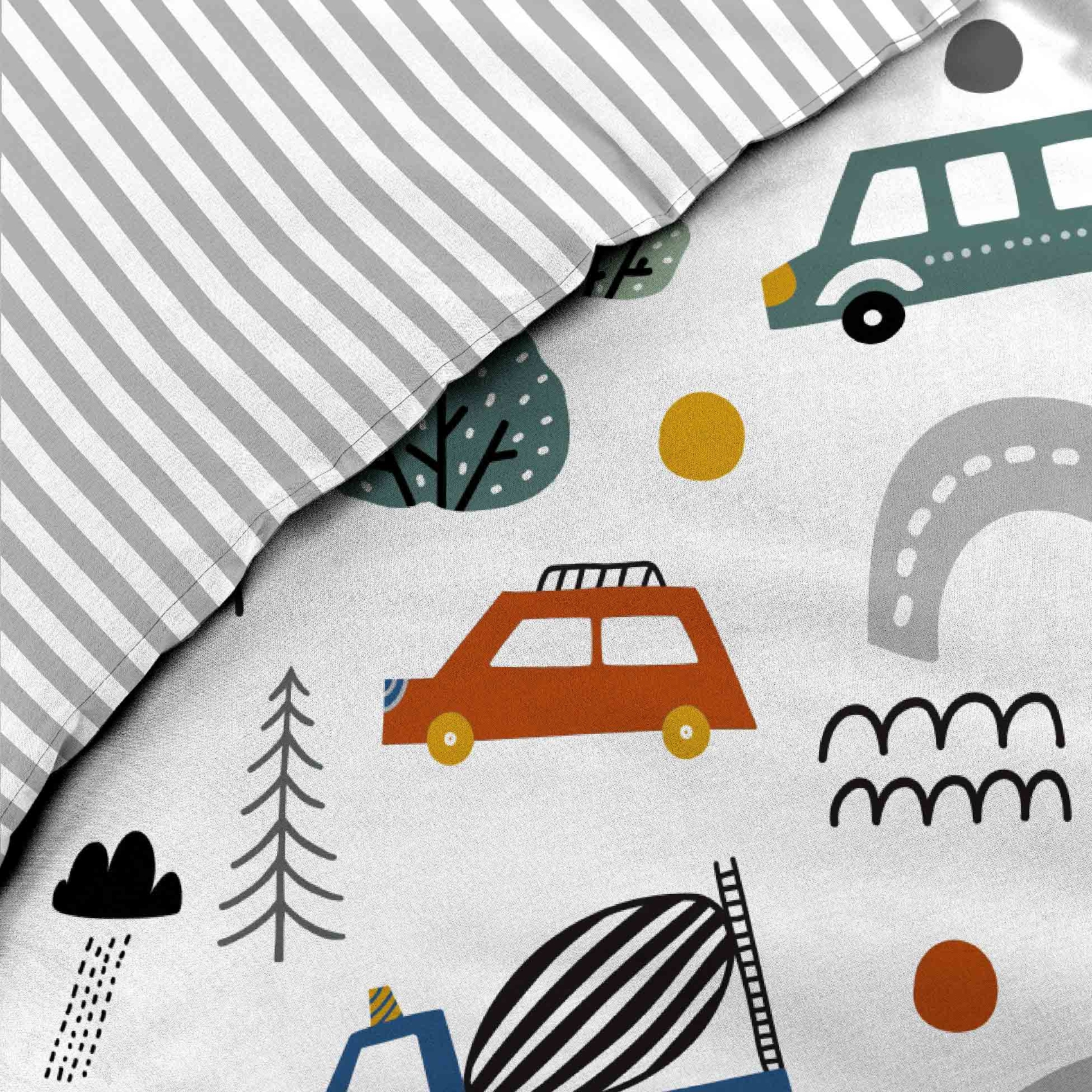 Parure de lit enfant réversible en coton motif véhicules et routes — vue 4