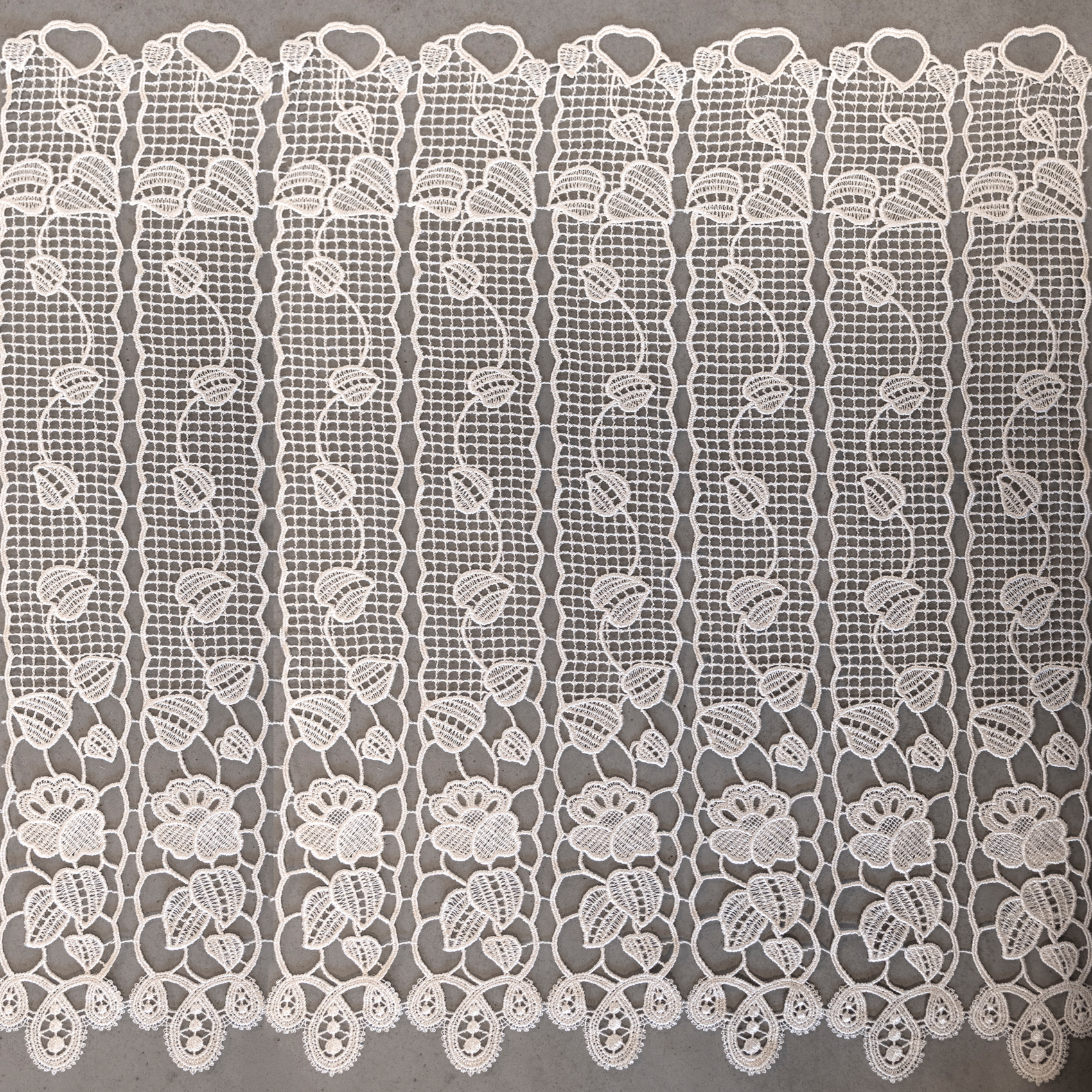 Brise-bise macramé ajouré finition festonnée — vue 3