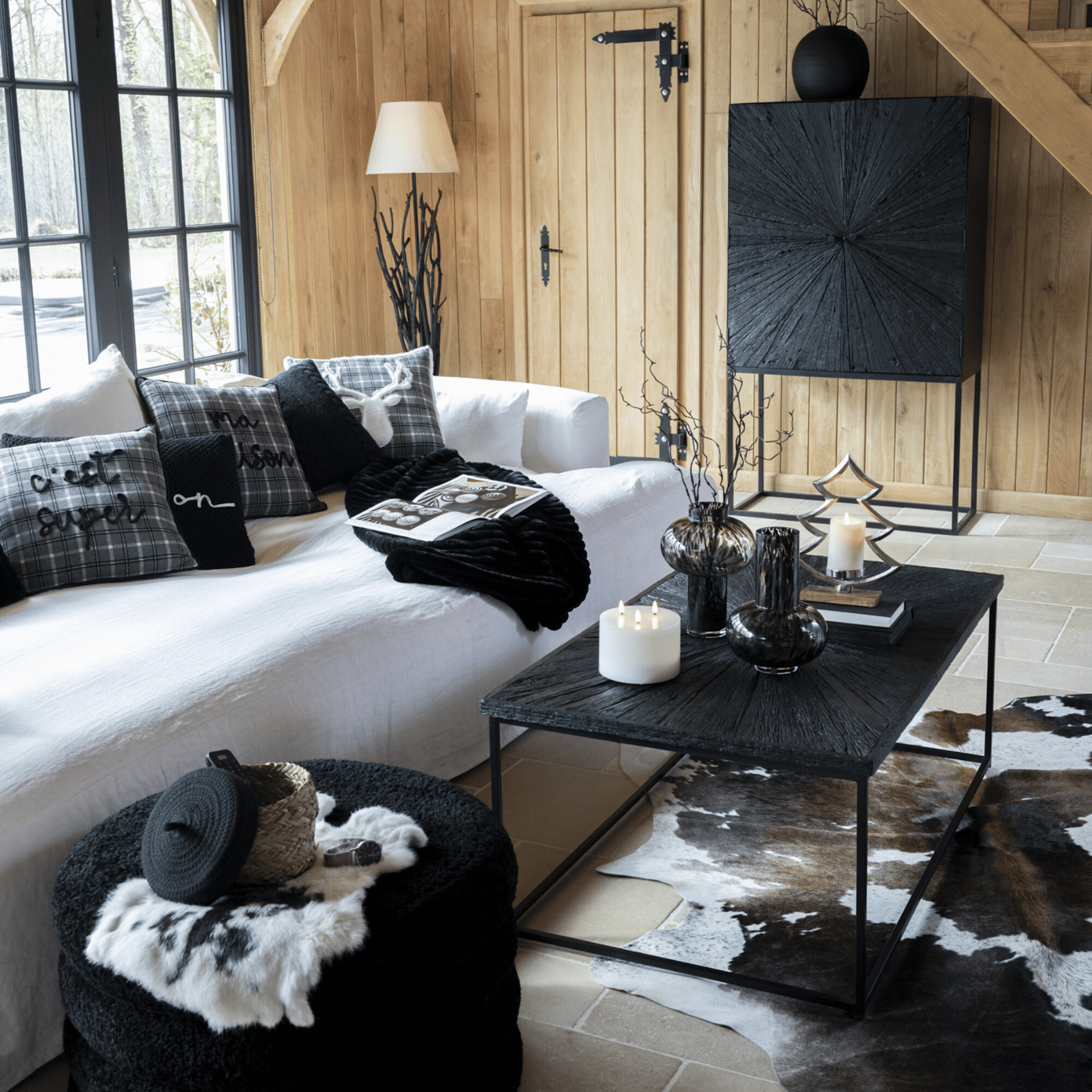 Table basse shanil en bois et fer — vue 4