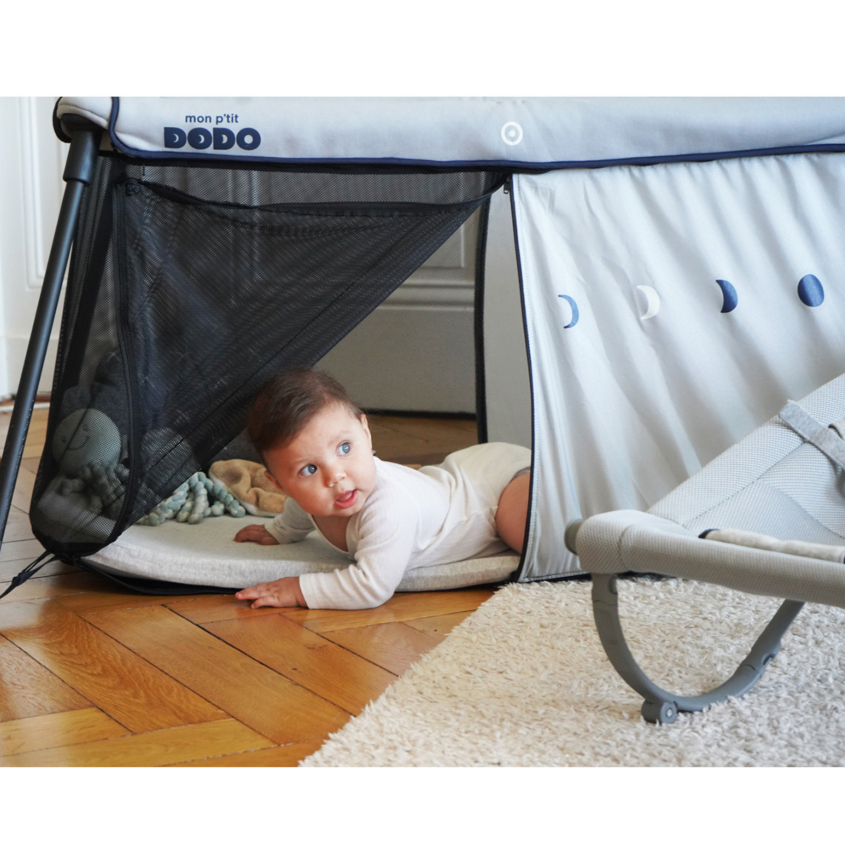 Lit parapluie bébé nomade — vue 3