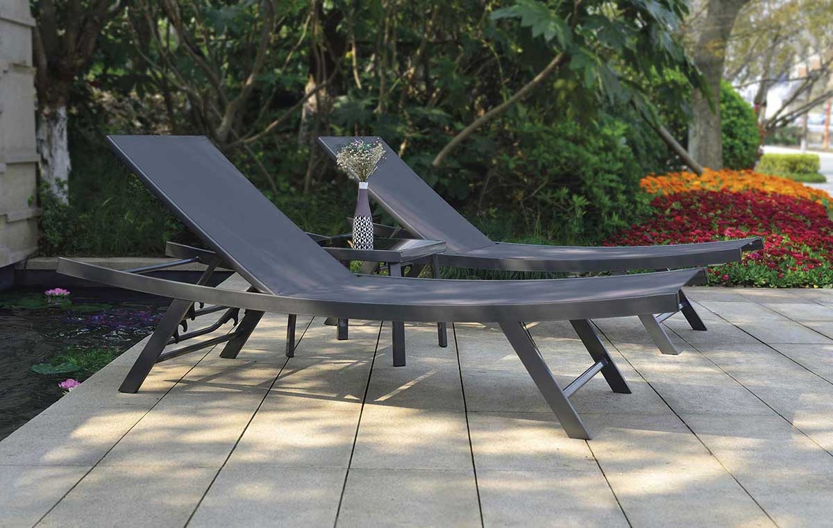 Lot de 2 Bains de Soleil et Table Basse — vue 3