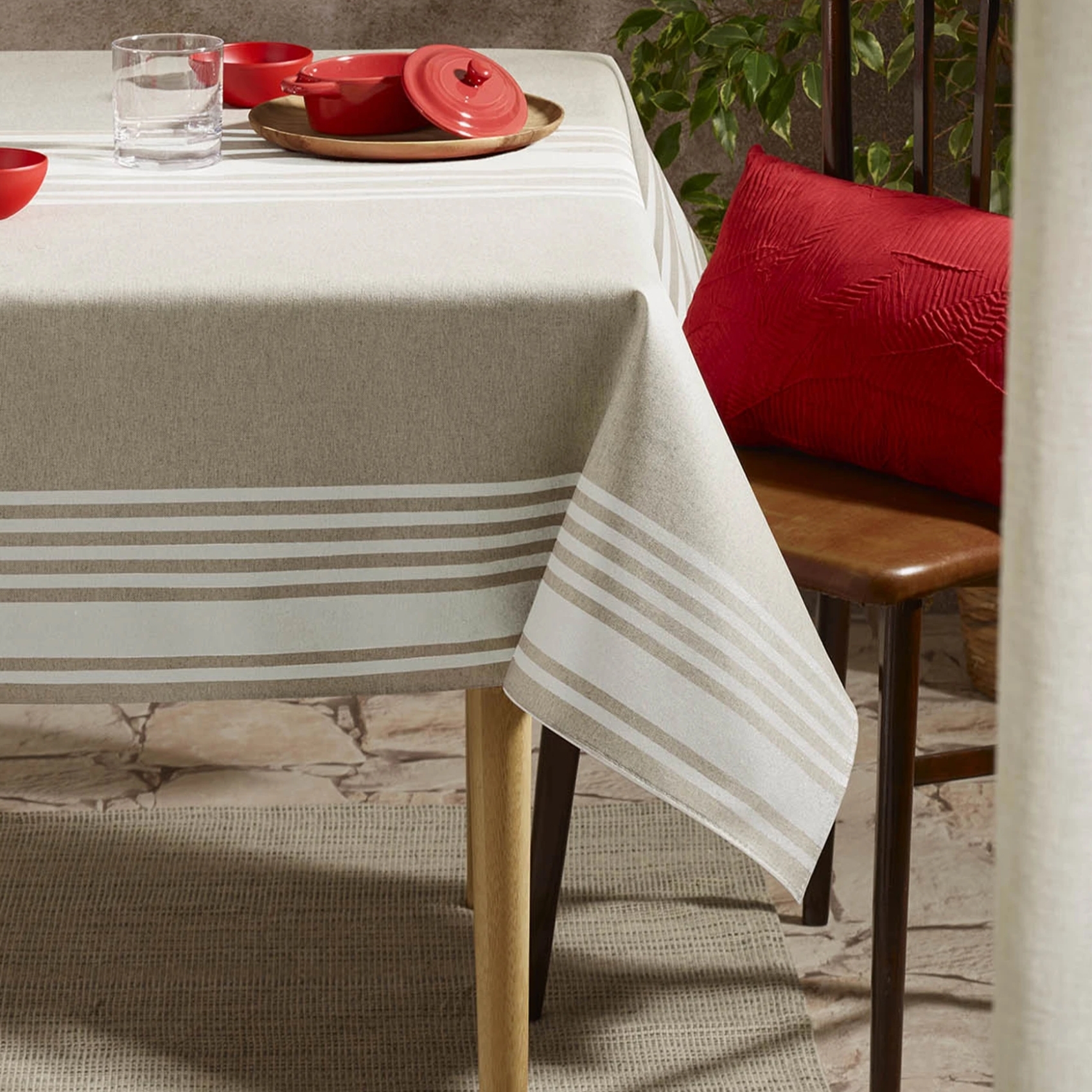 Nappe de table en polycoton enduit anti-tache à motif rayé — vue 3