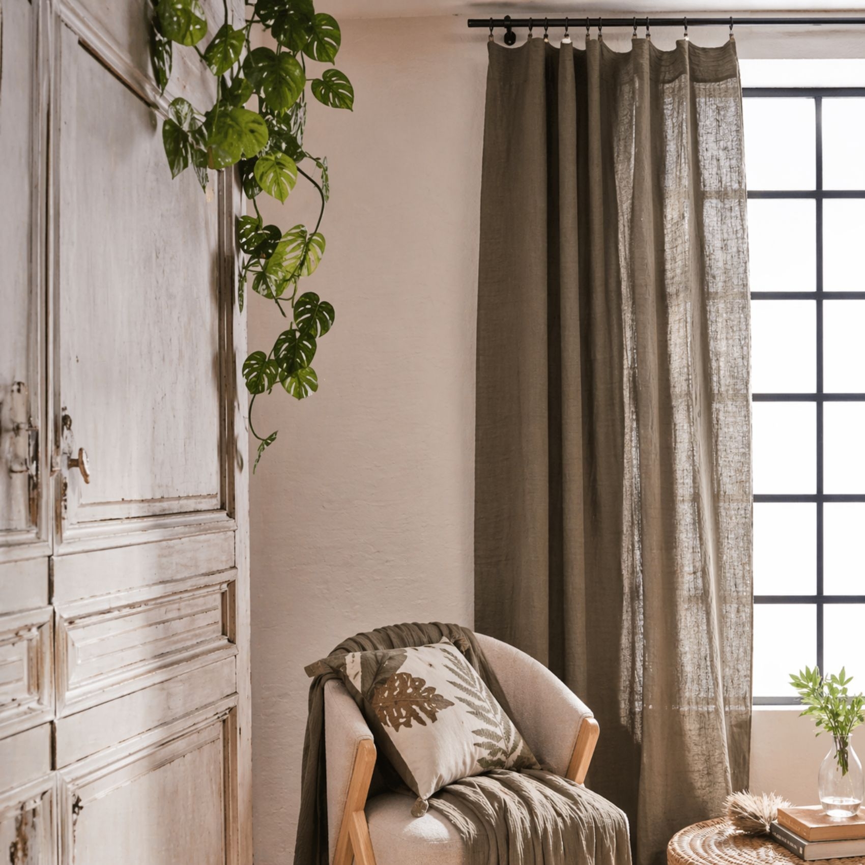 Rideau gaze de coton ajustable finition bourdon