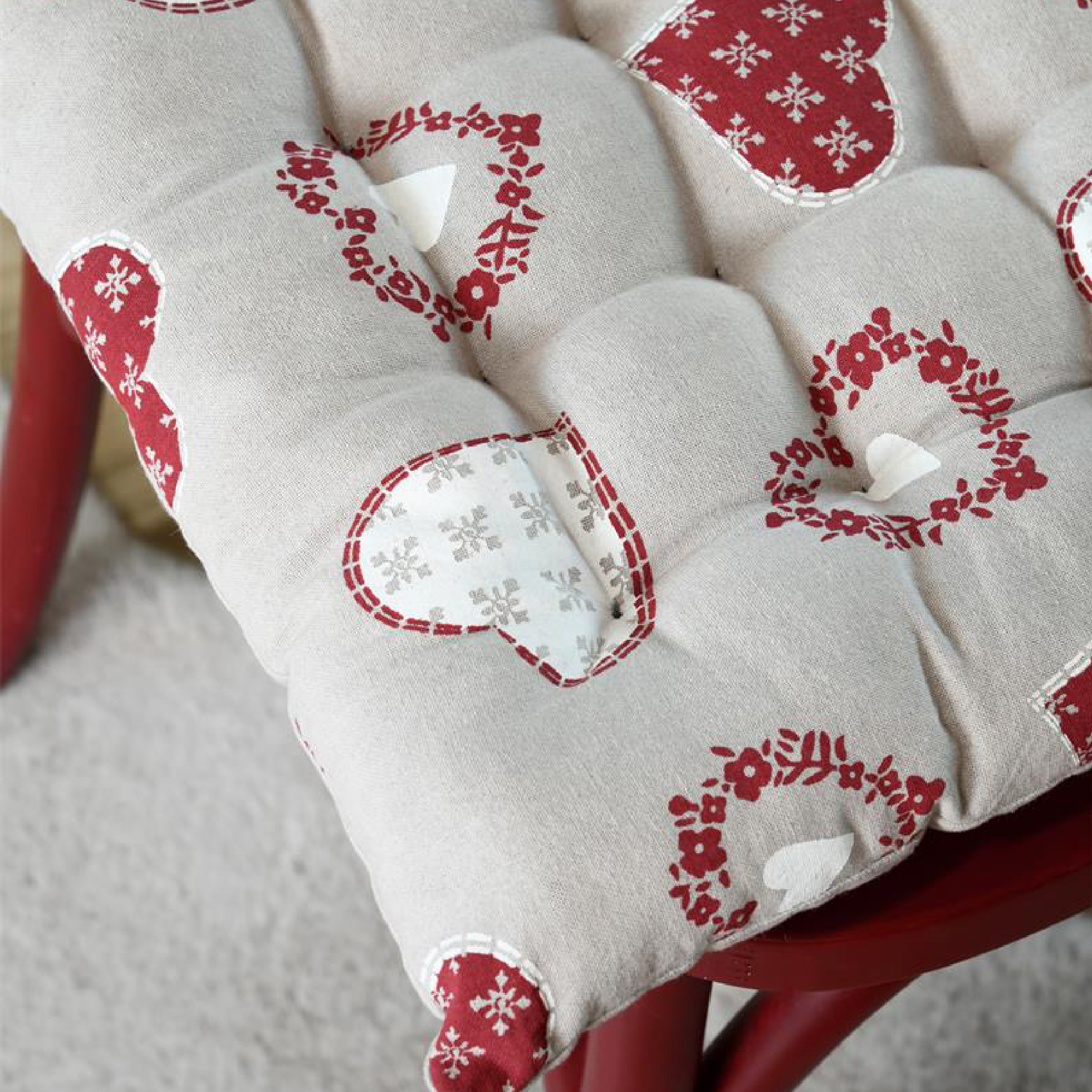 Galette de chaise coeurs esprit chalet en coton — vue 5