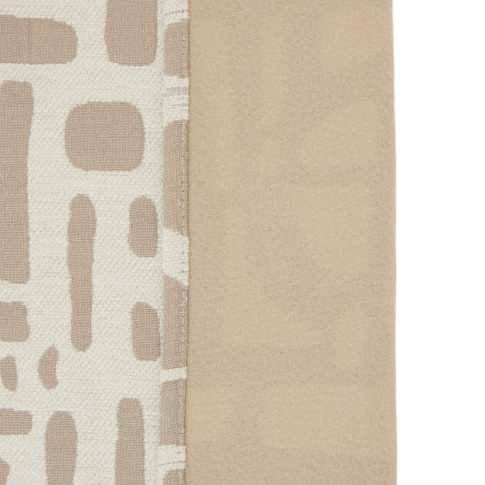 Rideau isolant jacquard à œillets