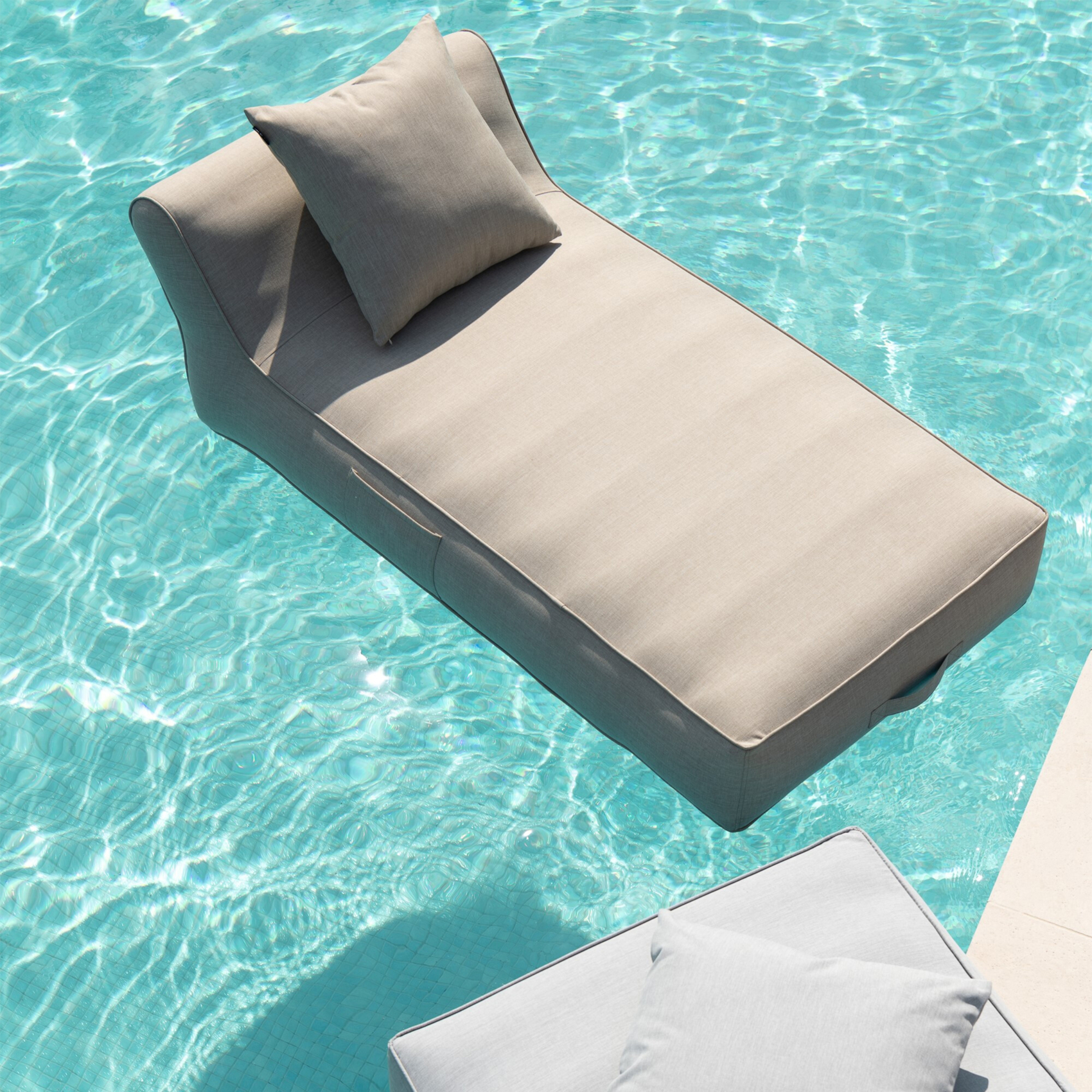Matelas bain de soleil déhoussable pour extérieur — vue 6