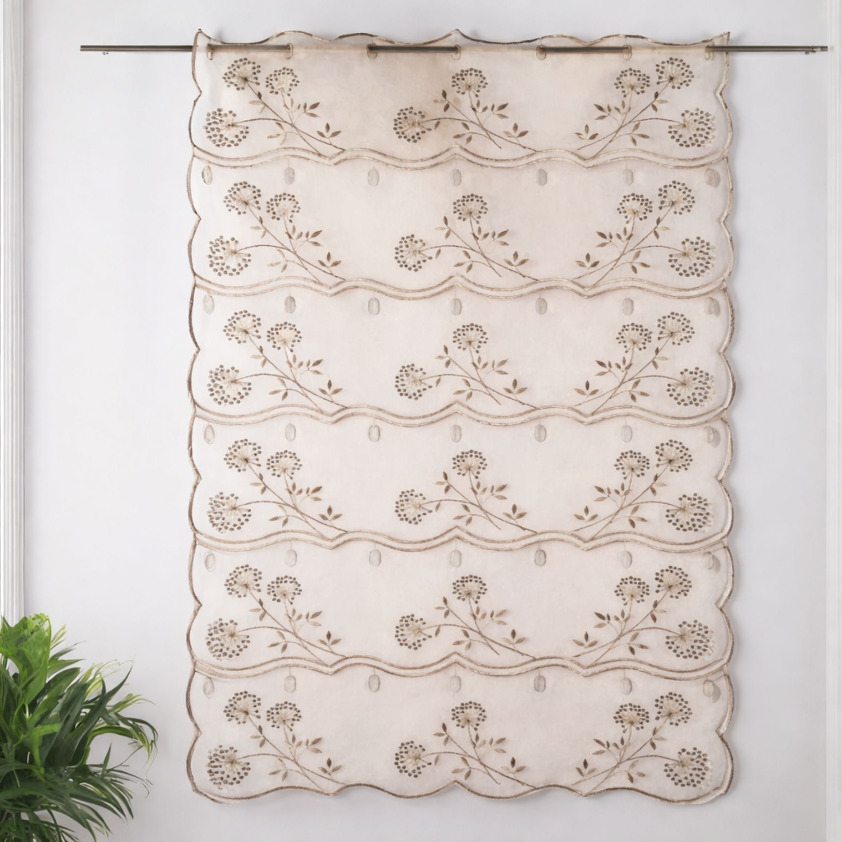 Modulable avec bas et côtés festonnés