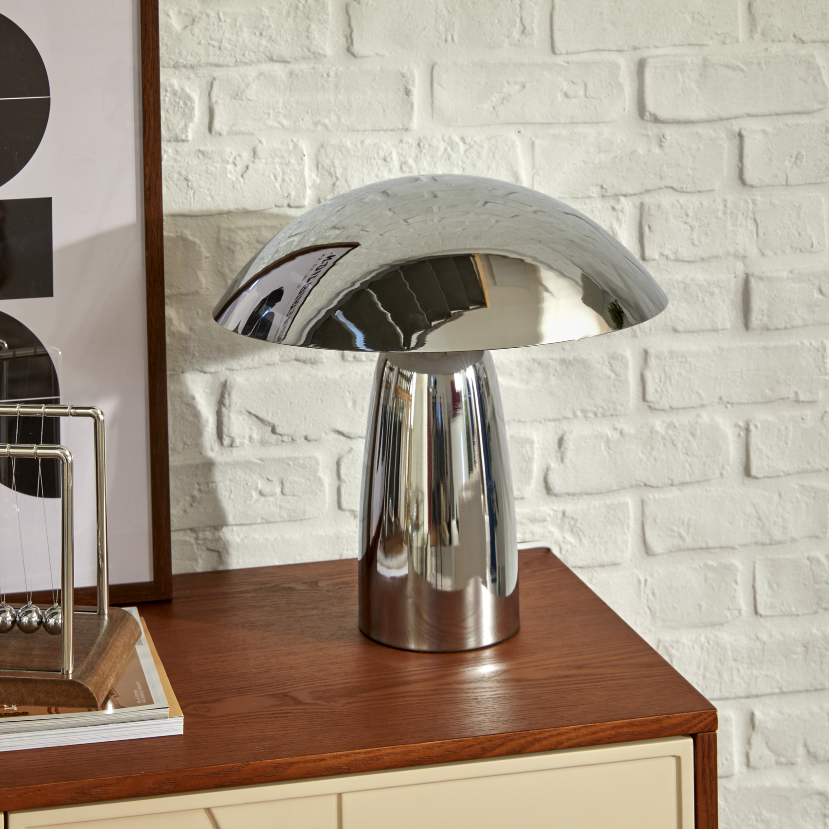 Lampe de table design champignon métal — vue 3