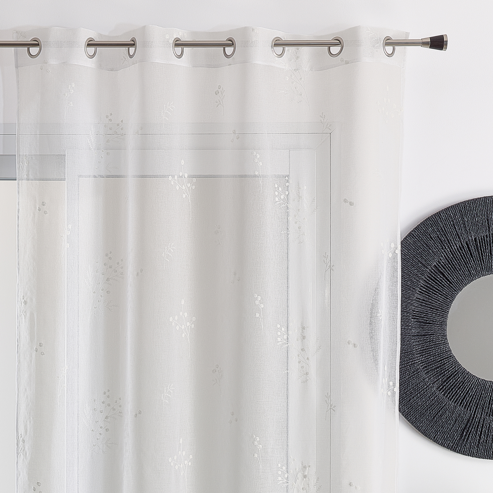 Voilage brodé d'un motif Mimosa — vue 3