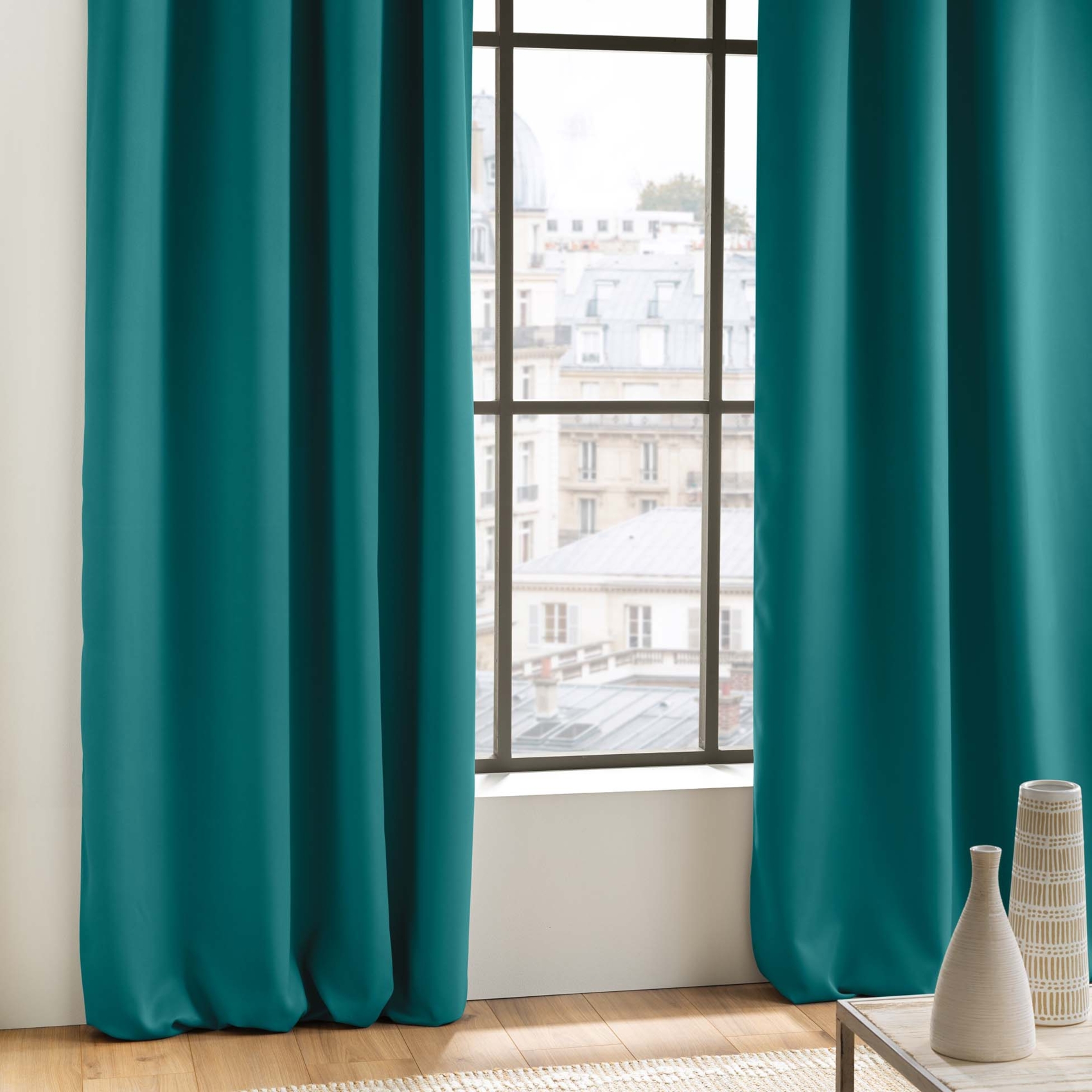 Rideau occultant uni à oeillets — vue 3