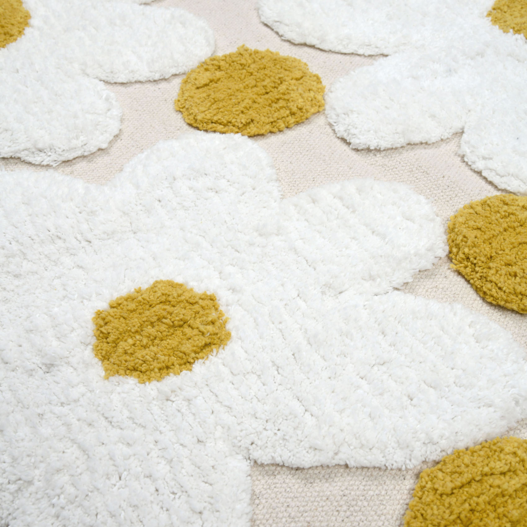 Tapis de salon en coton à motif marguerites en relief — vue 3