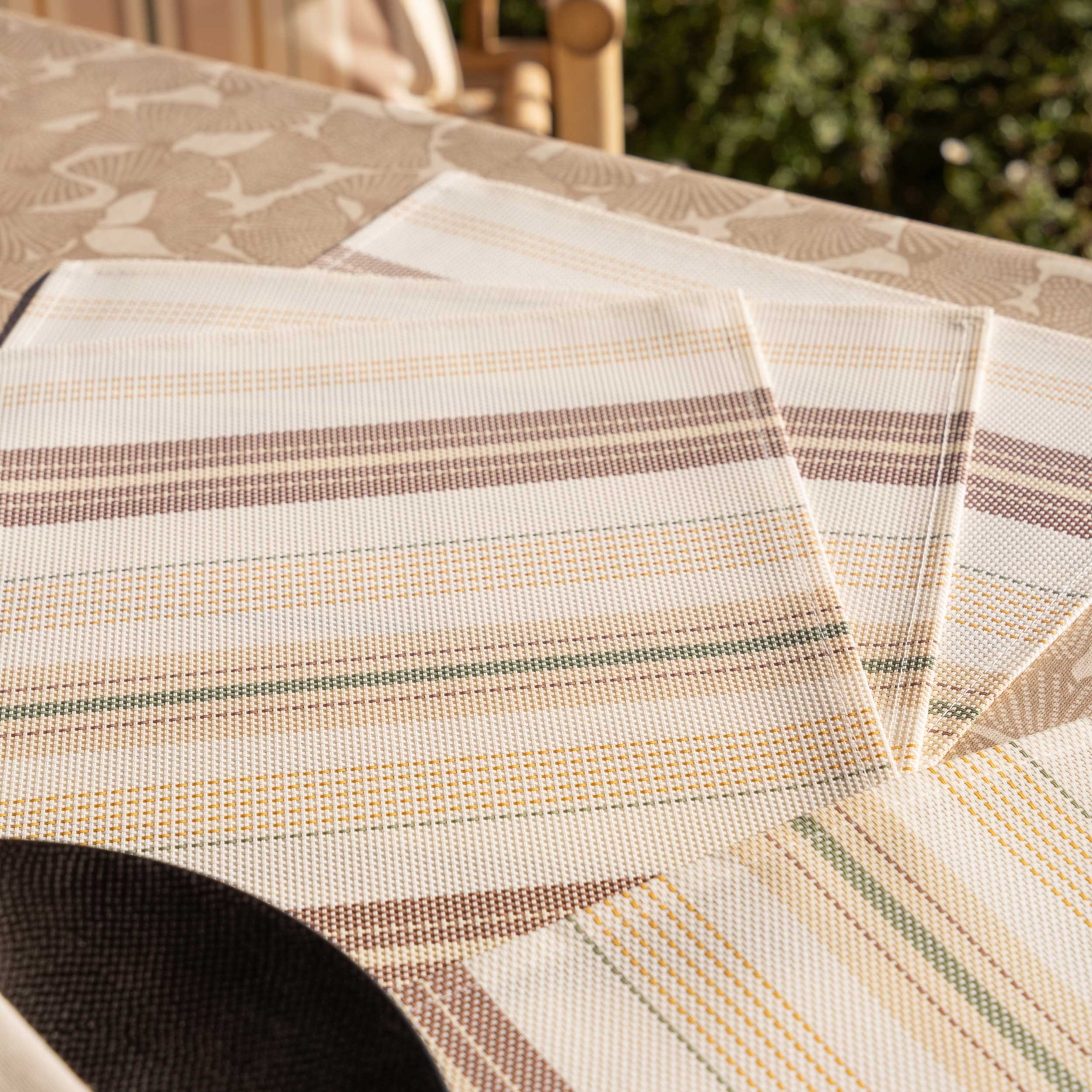 Set de table rectangulaire enduite — vue 3