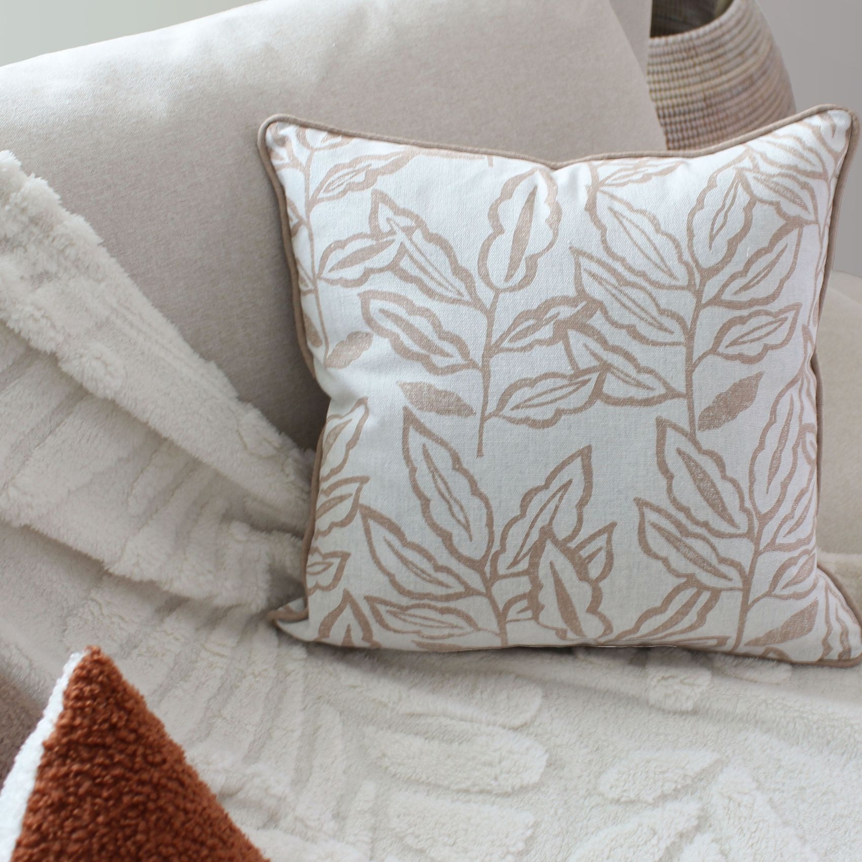 Coussin déhoussable en coton recyclé Chambray — vue 4