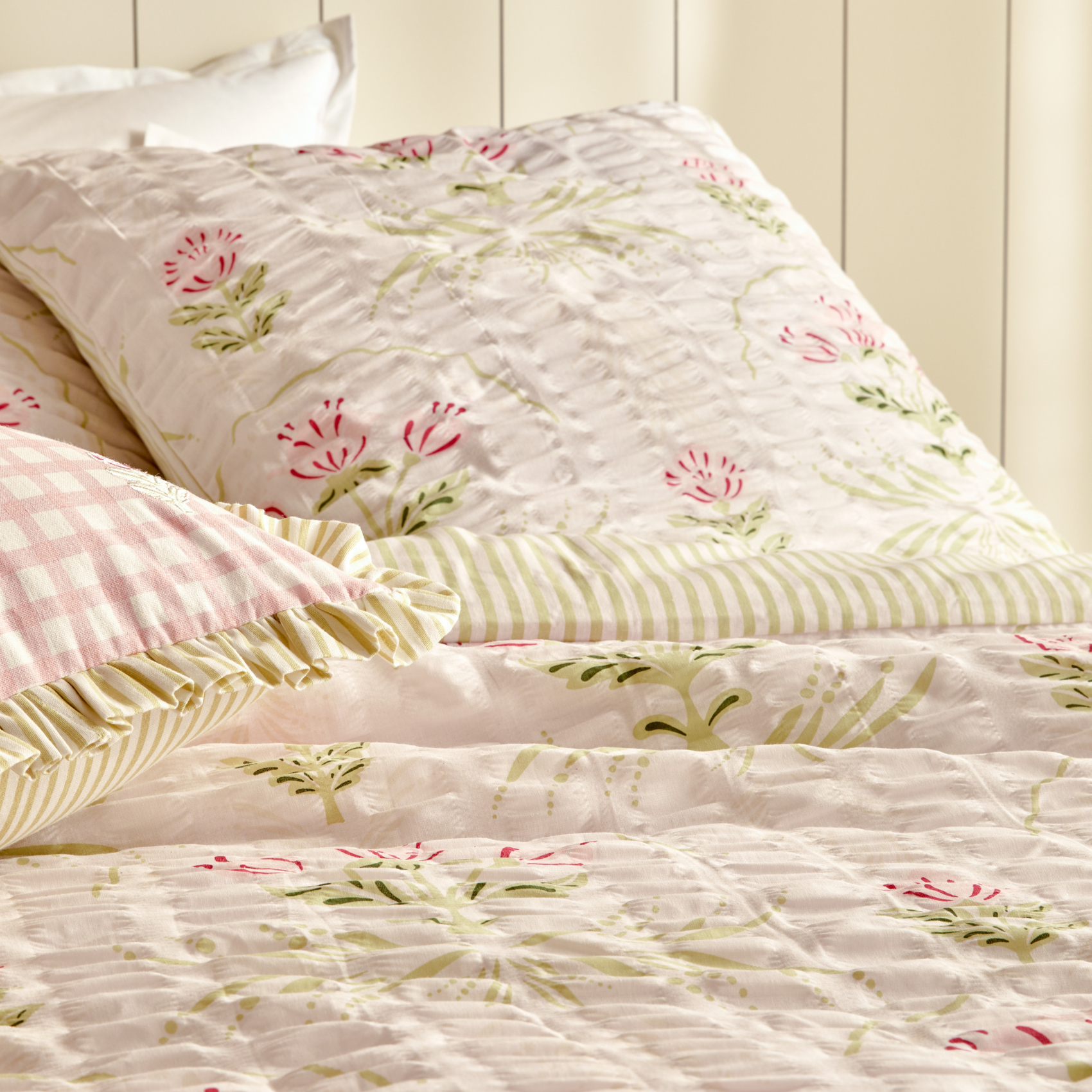 Parure de lit réversible texturée 3 pièces florale housse + taies — vue 6