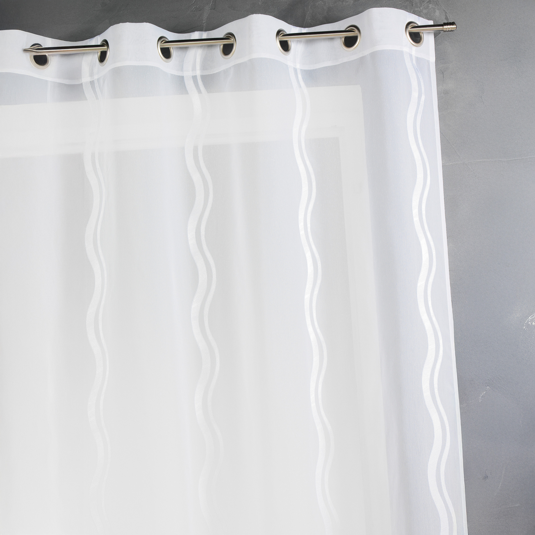 Voilage en jacquard à rayures verticales ondulées