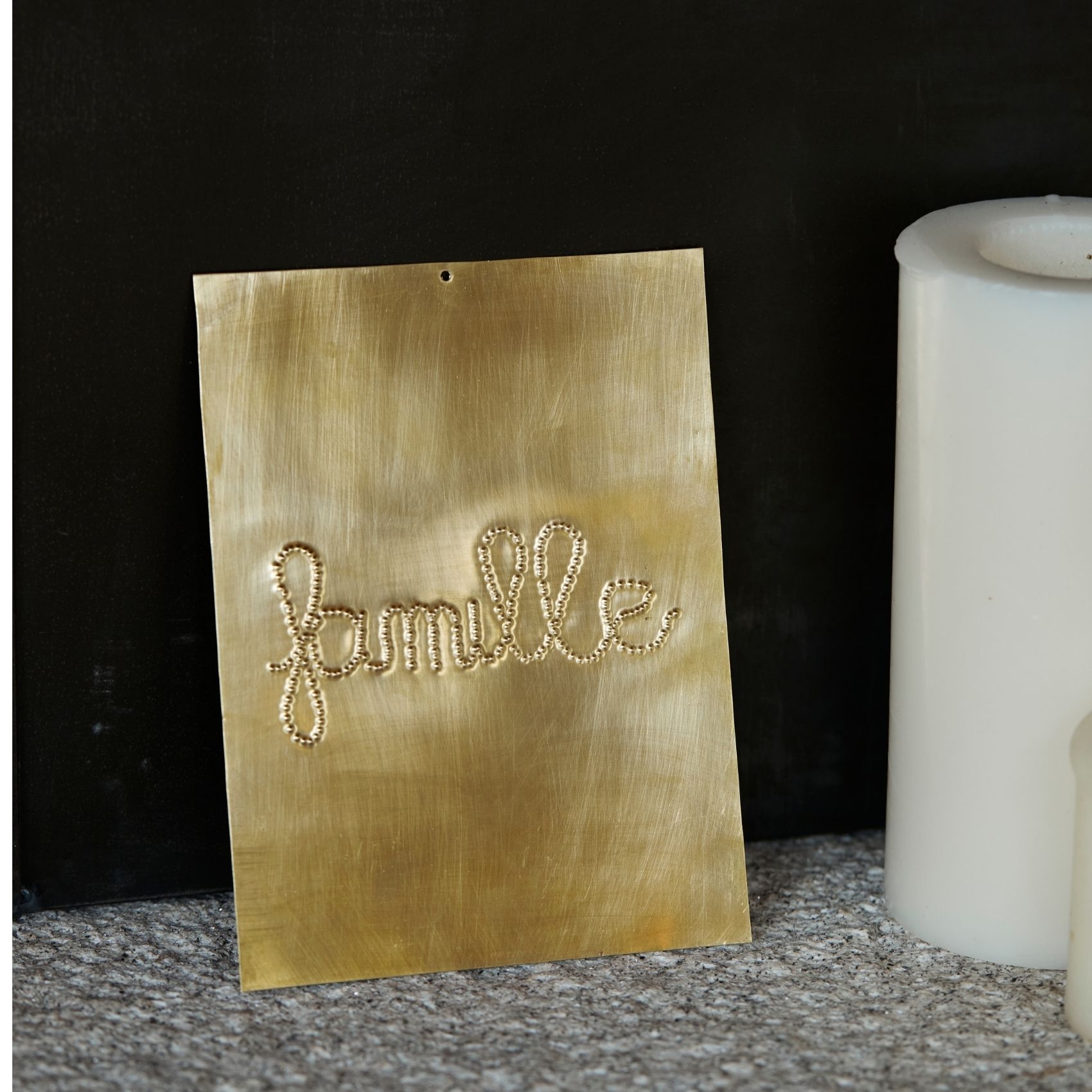 Déco murale laiton martelé FAMILLE — vue 4