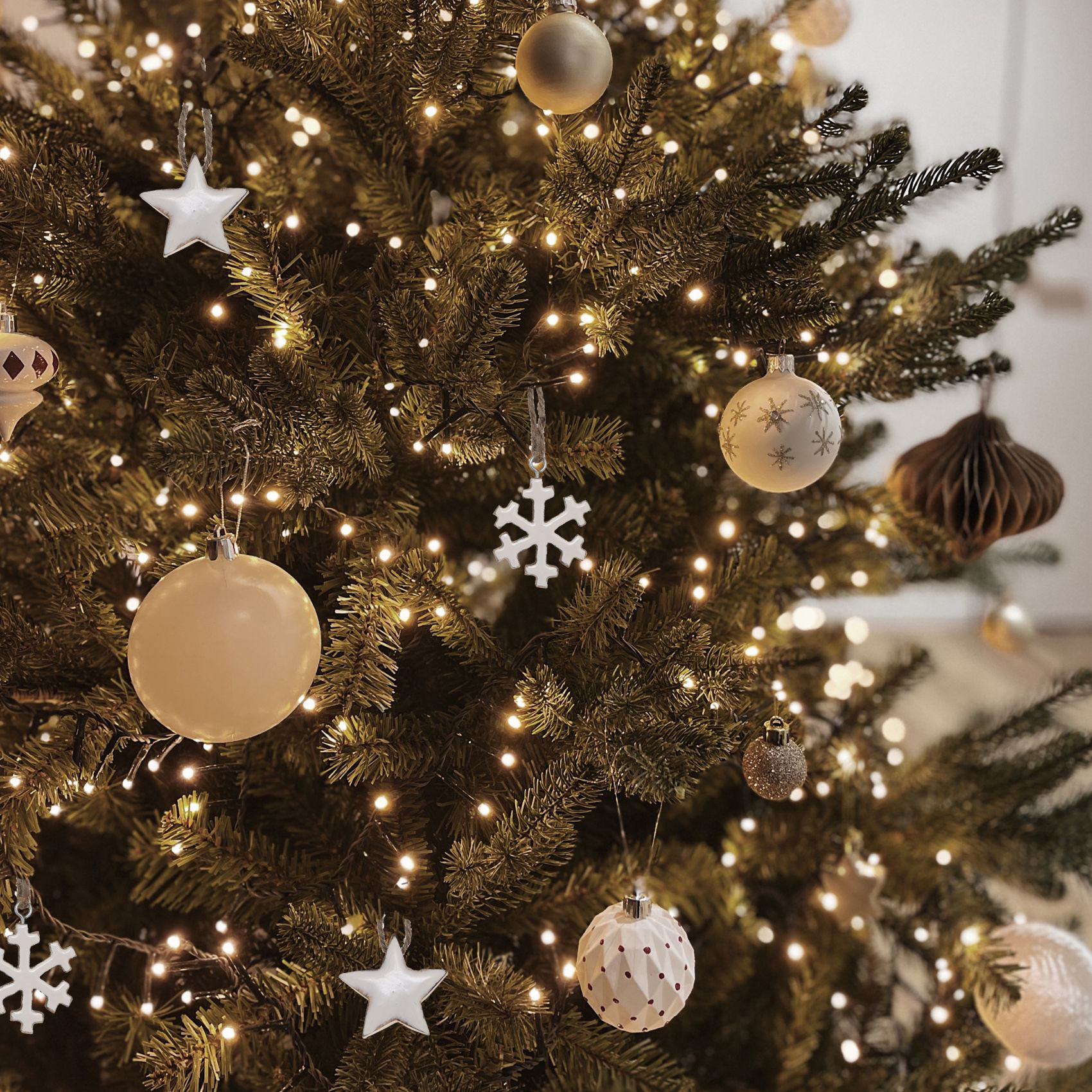 Suspension étoile en résine — vue 6