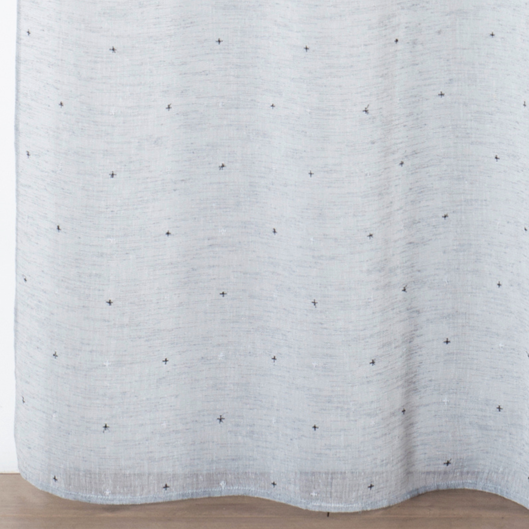 Voilage en Etamine à Motifs Petites Croix — vue 3