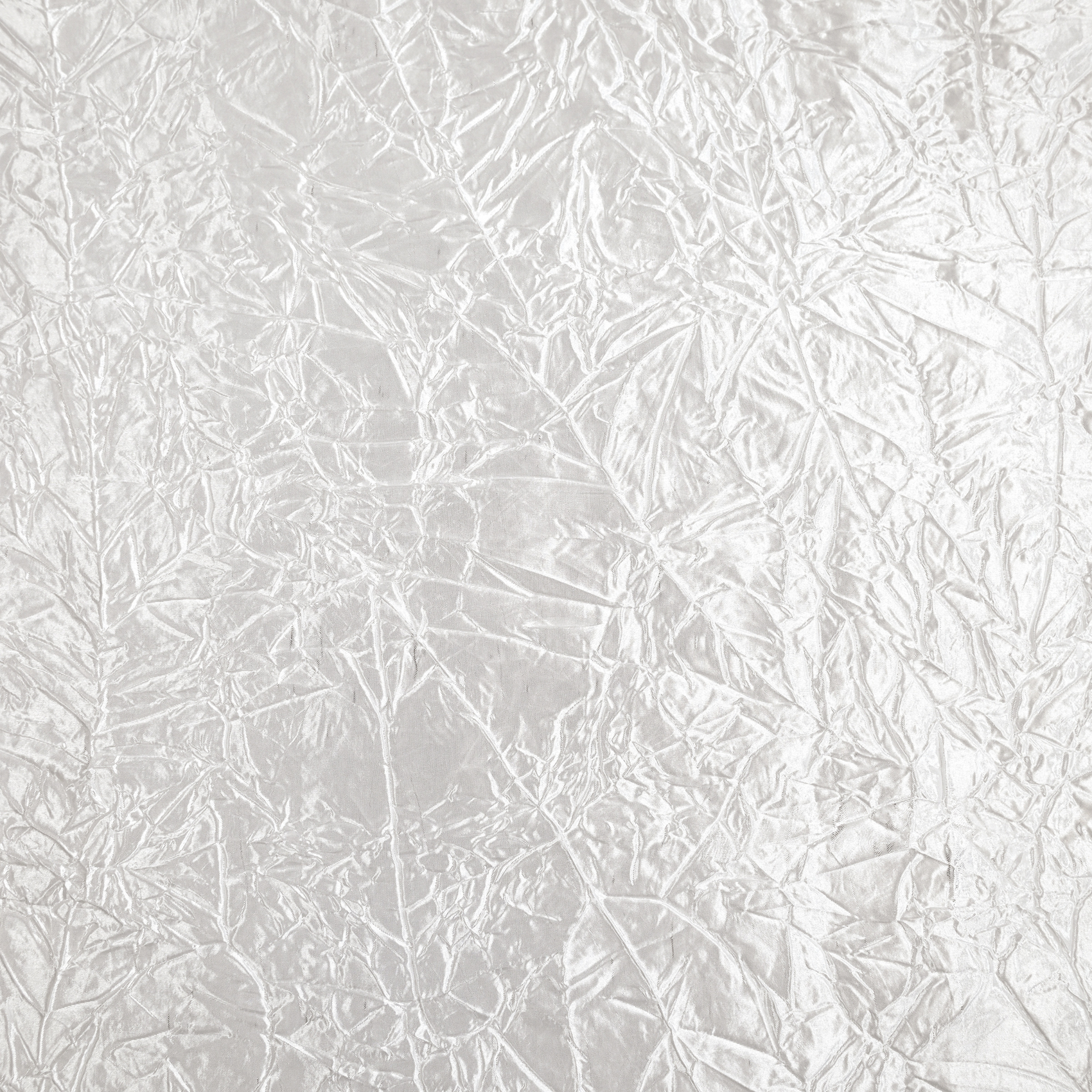 Tissu taffetas froissé grande largeur à l’aspect satiné