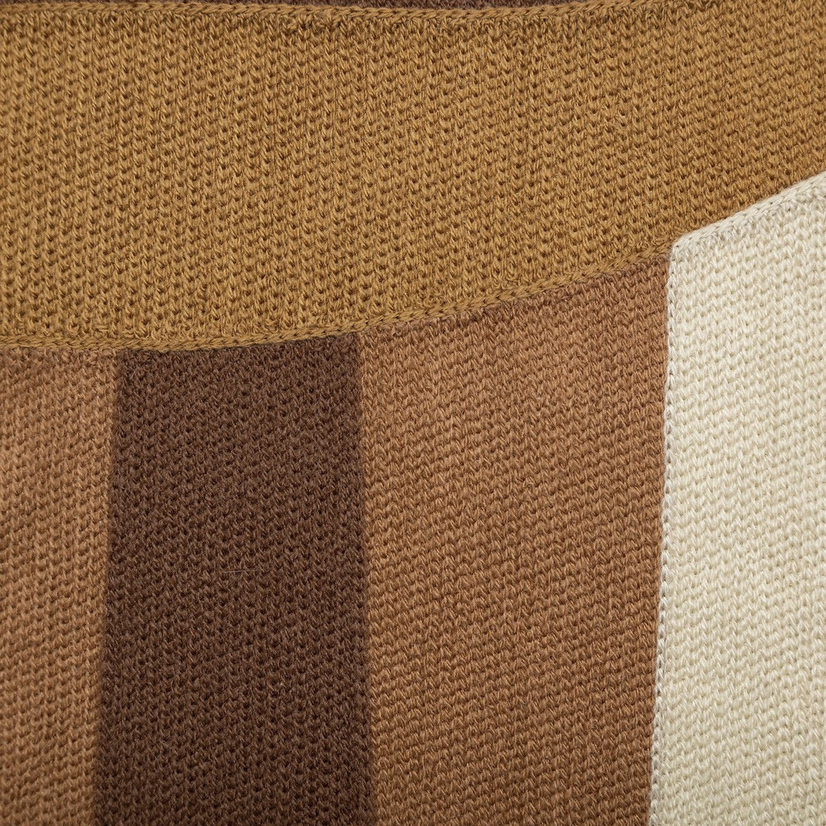 Coussin déhoussable brodé design — vue 5