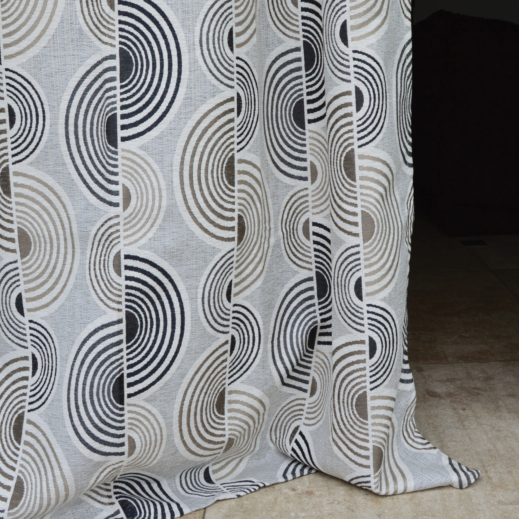 Tissu d'ameublement Jacquard Motif Demi-Cercles — vue 3
