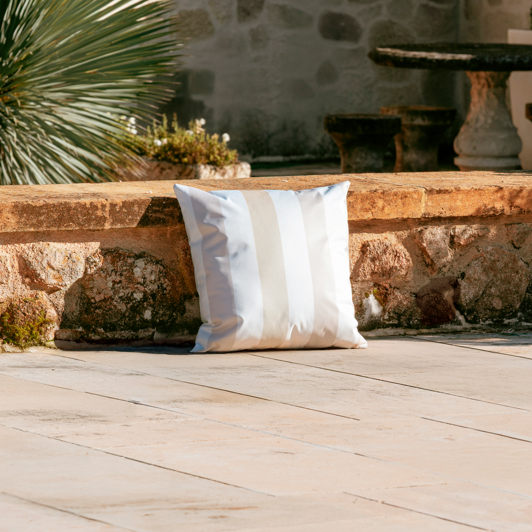 Coussin imperméable déhoussable à rayures ARCACHON — vue 4