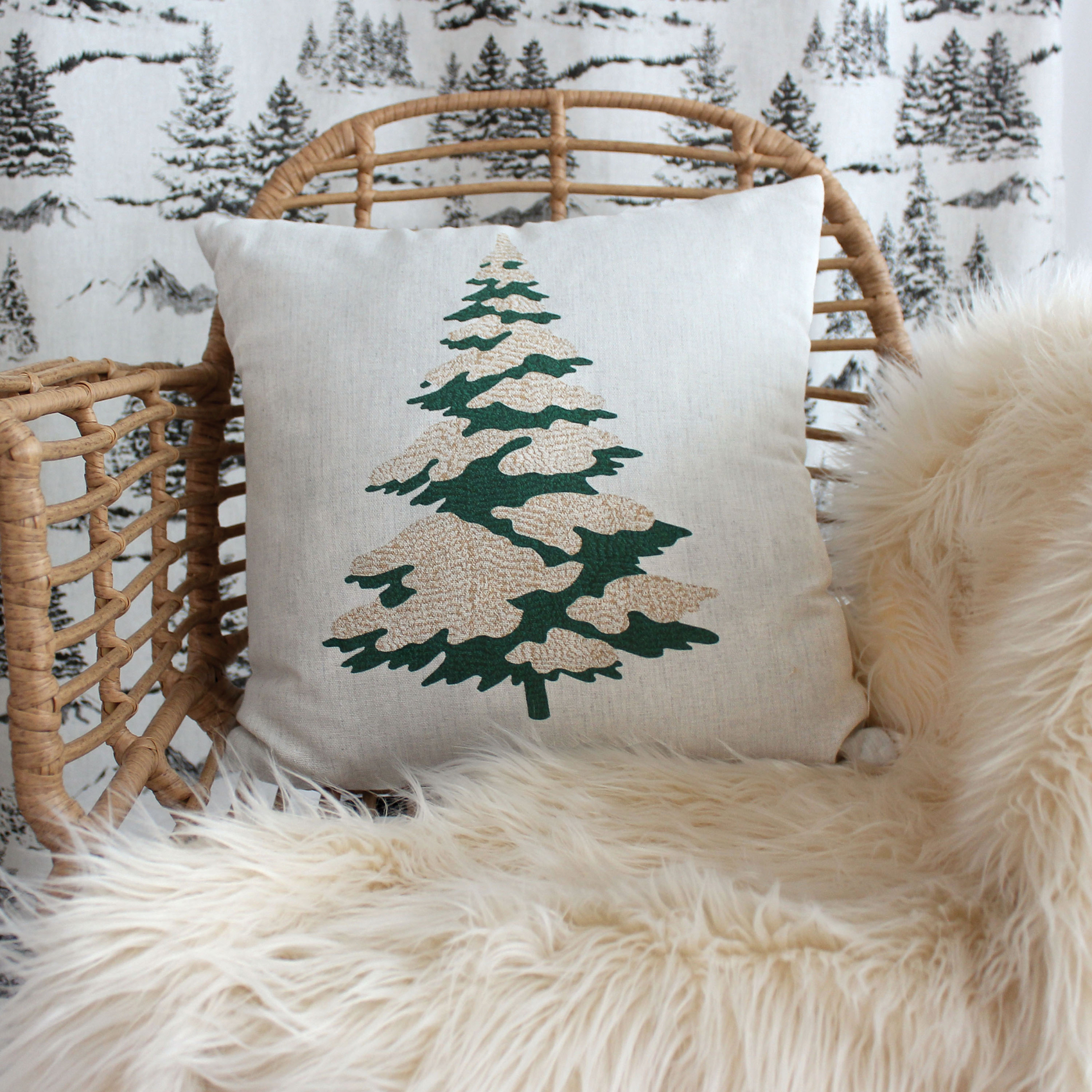 Coussin décoratif motif sapin — vue 3