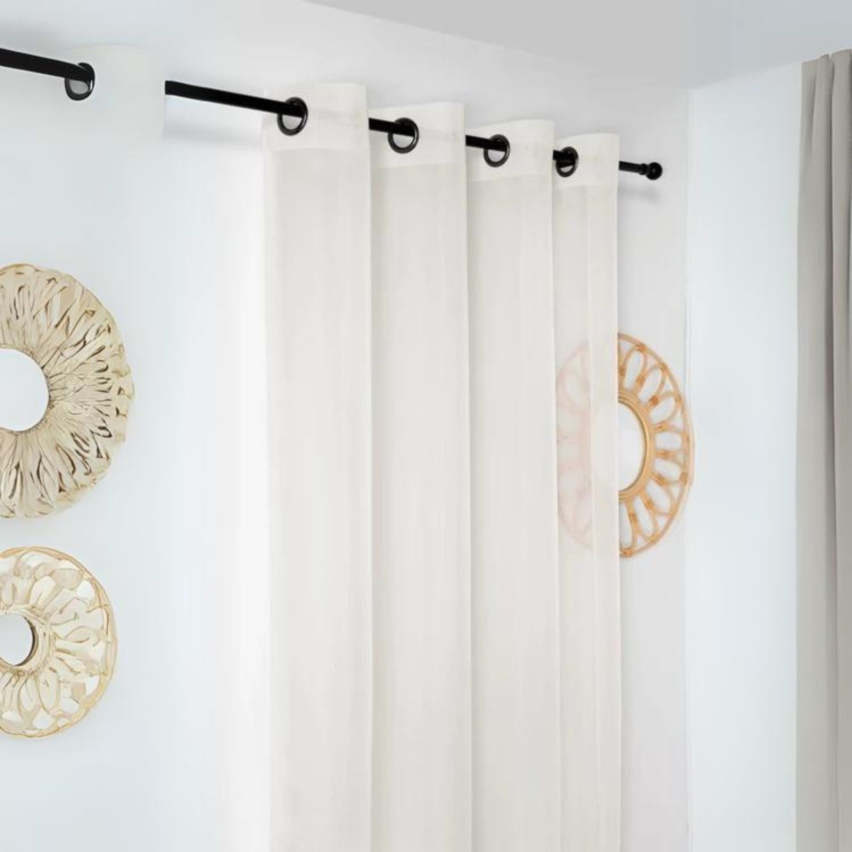 Voilage tamisant uni et doux — vue 5