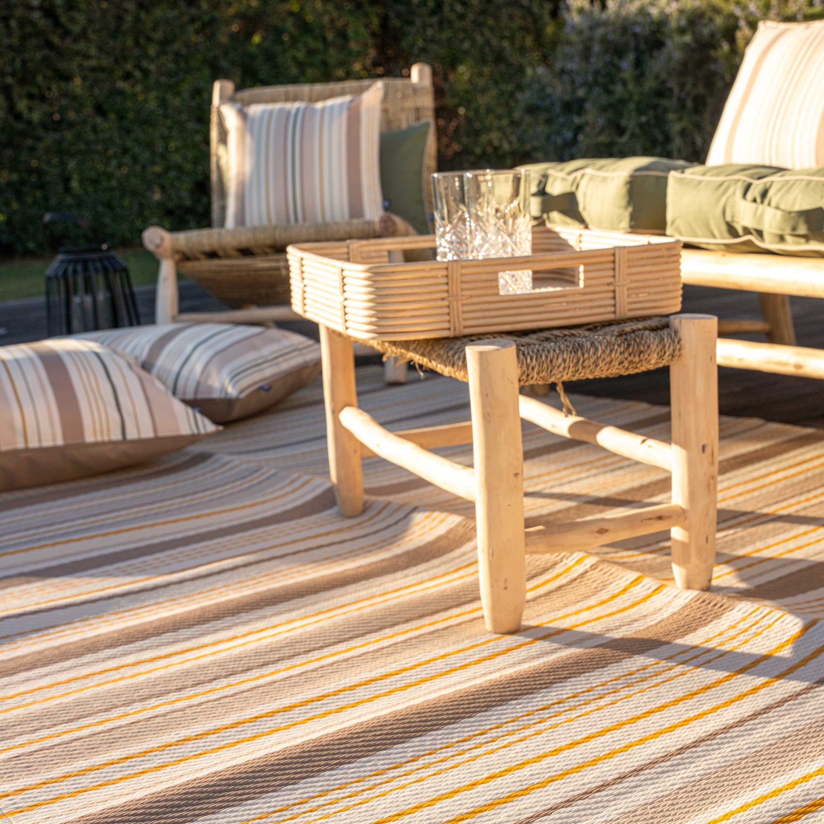 Tapis d’extérieur rayé