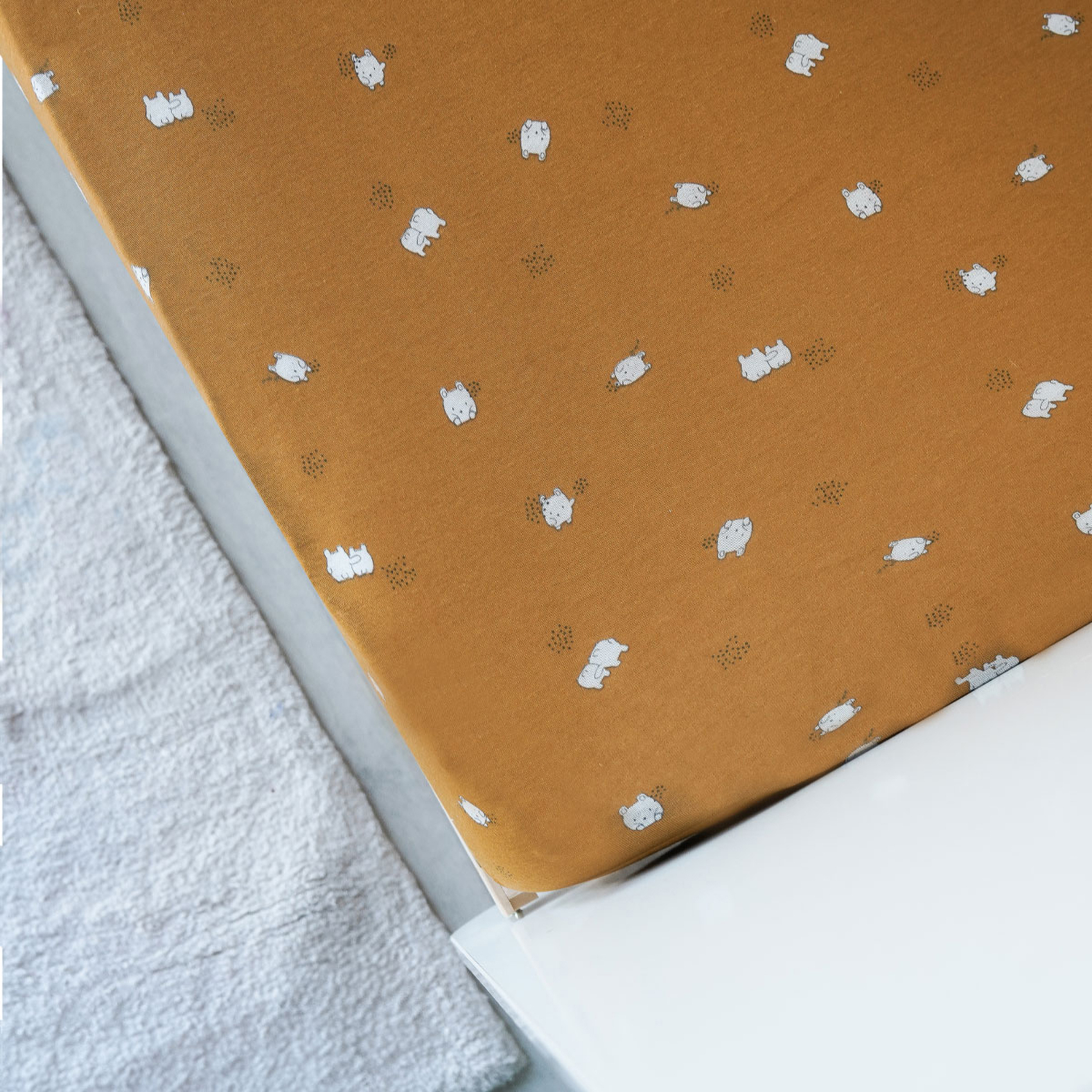 Drap housse en jersey de coton motif enfantin