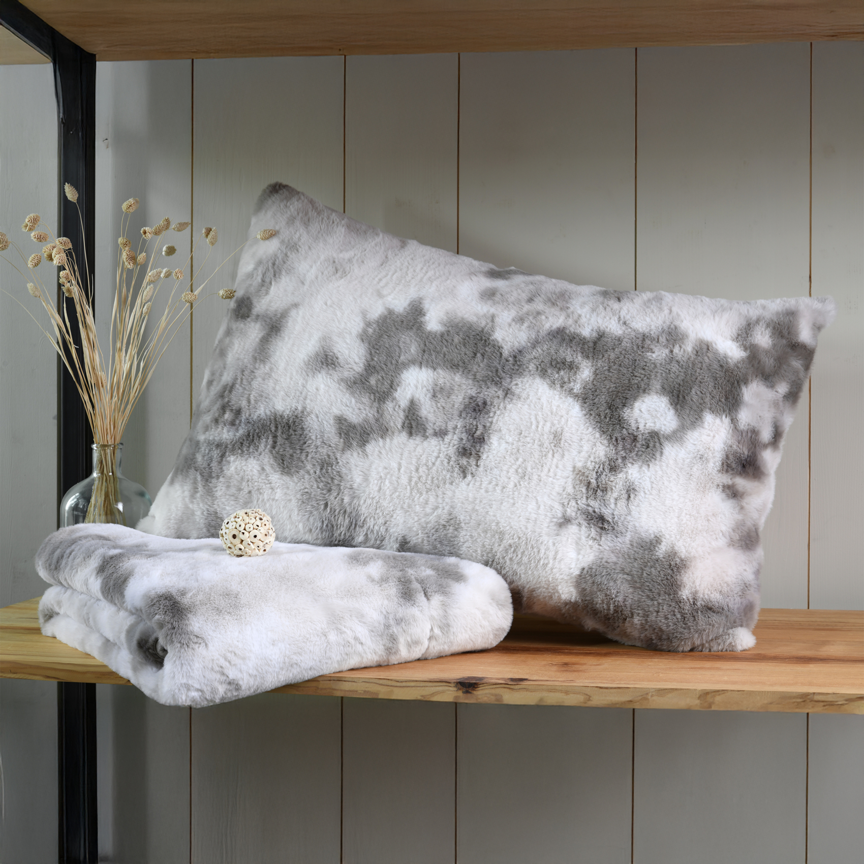 Coussin imitation fourrure marbre — vue 5