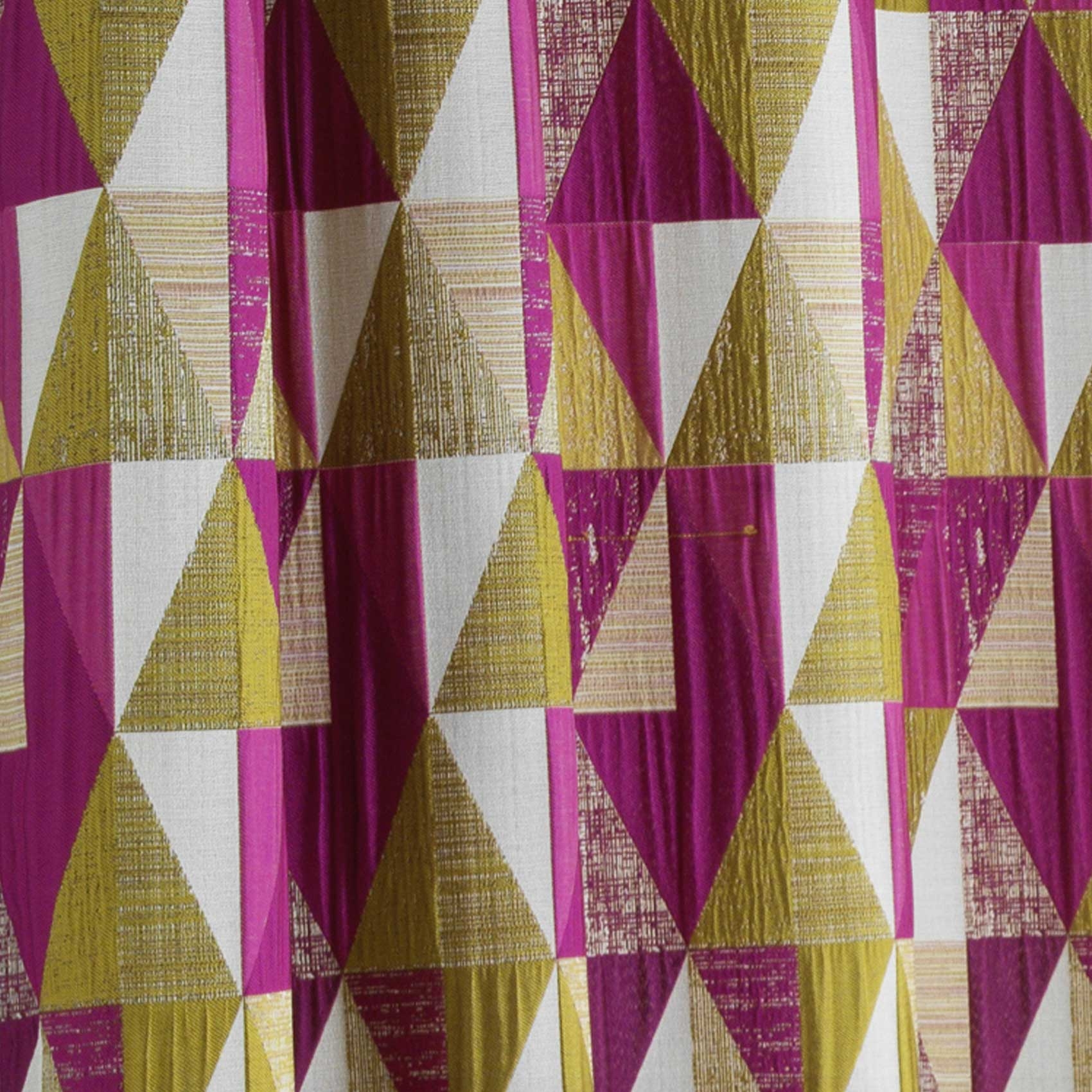 Rideau design à motifs triangulaires — vue 4