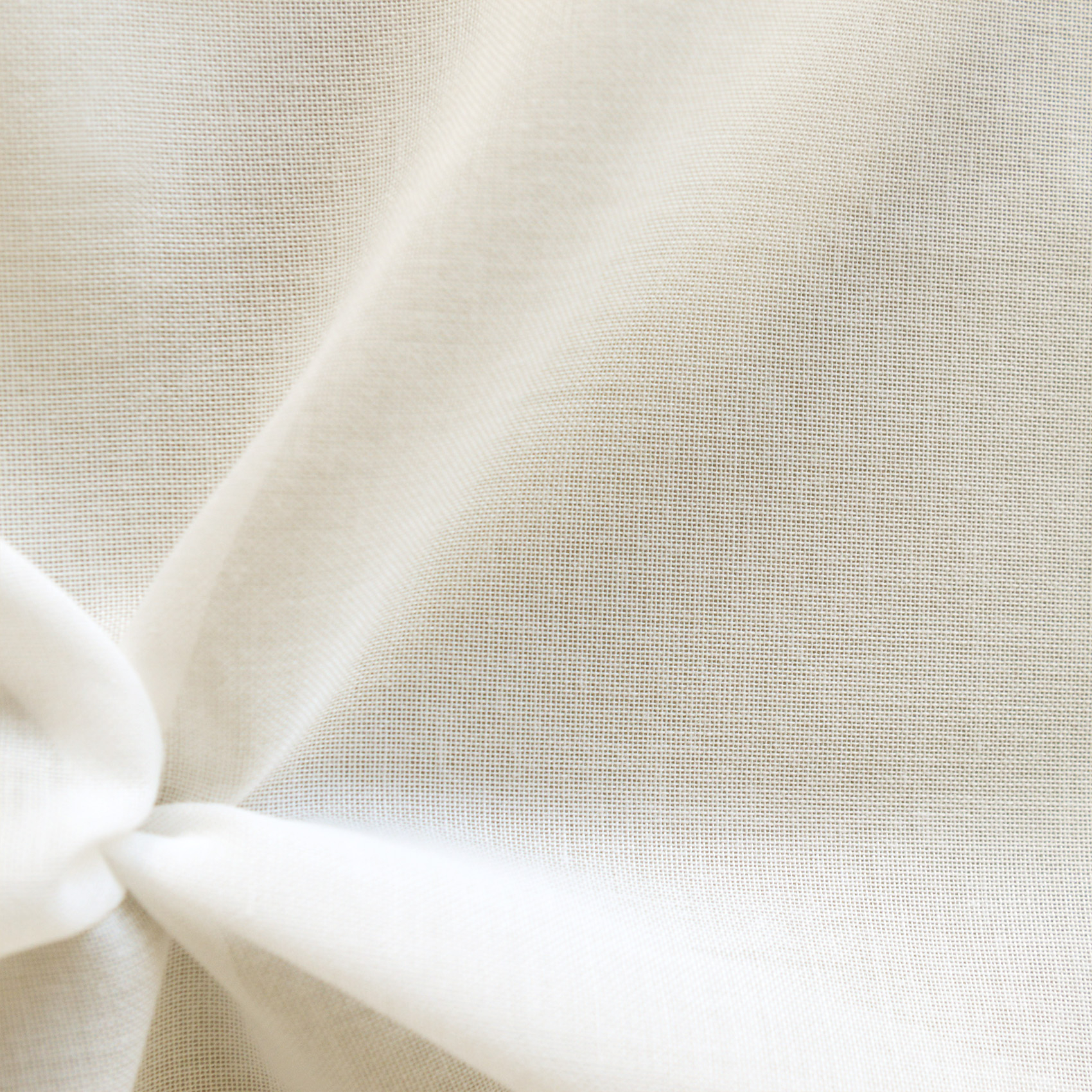 Tissu en voile d'étamine unie et bas plombé — vue 4