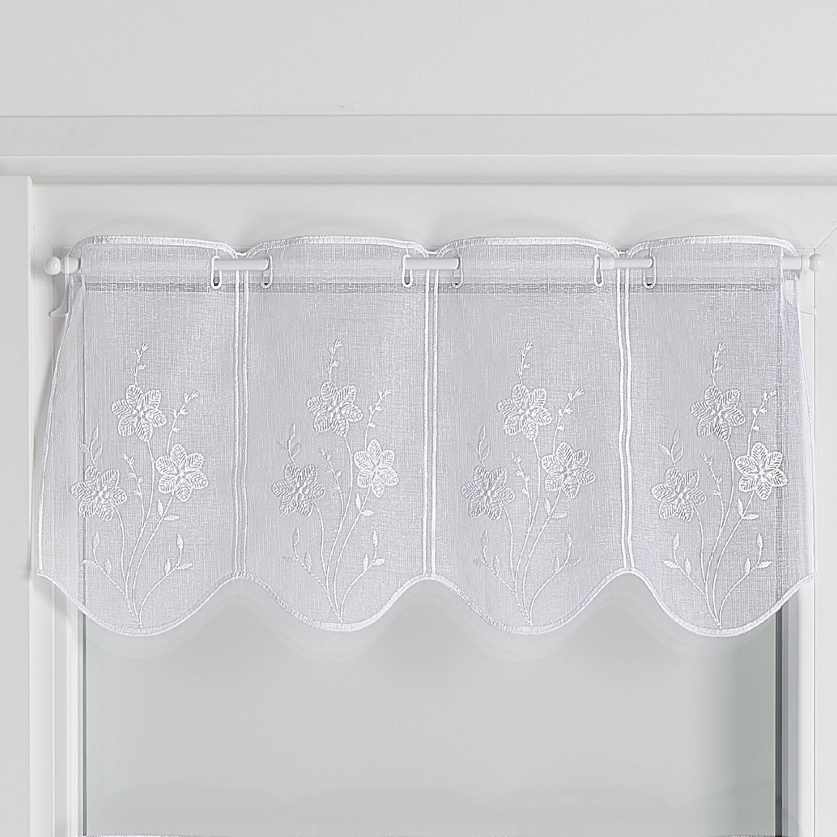 Brise bise brodé de petites fleurs