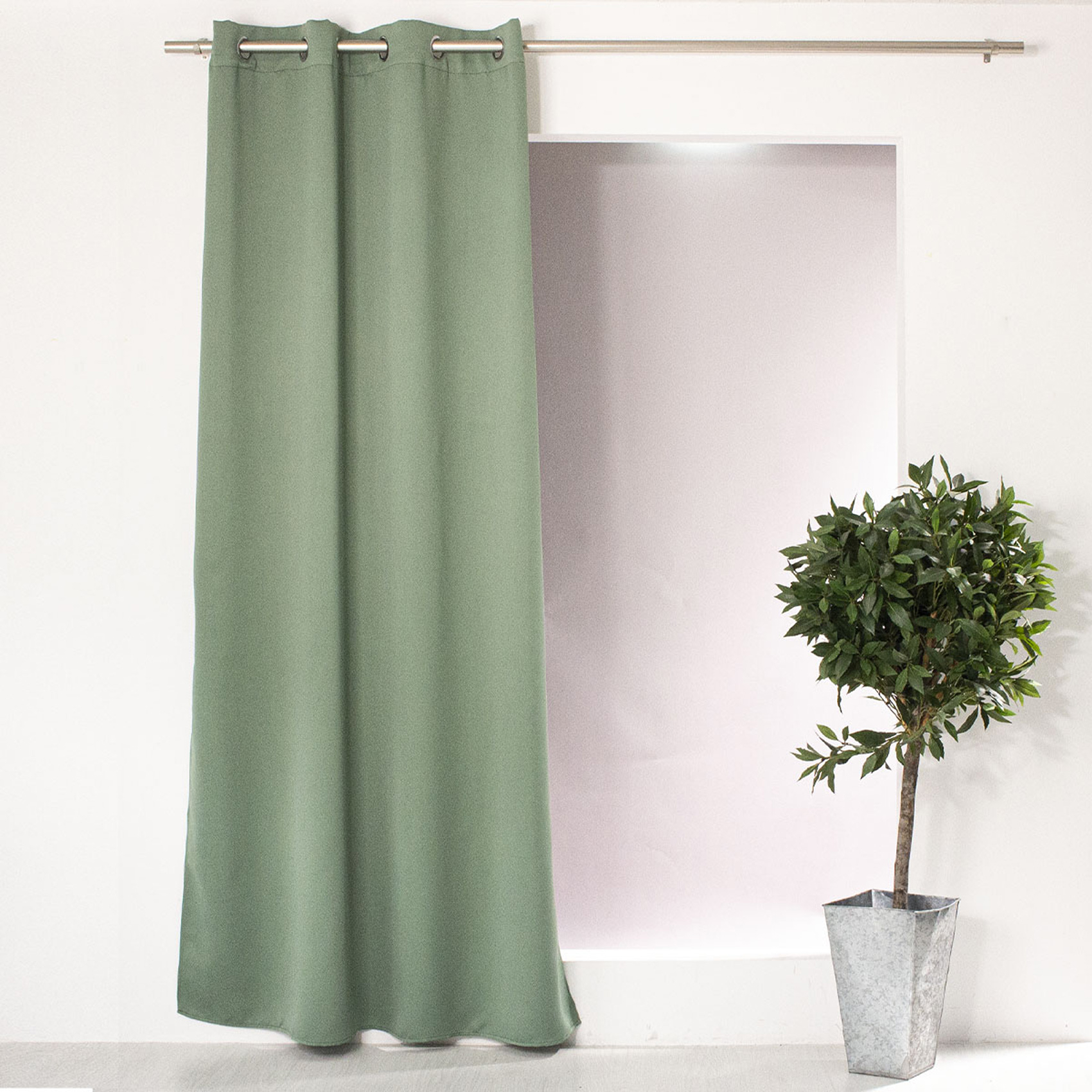 Rideau occultant fil noir avec 8 œillets — vue 4