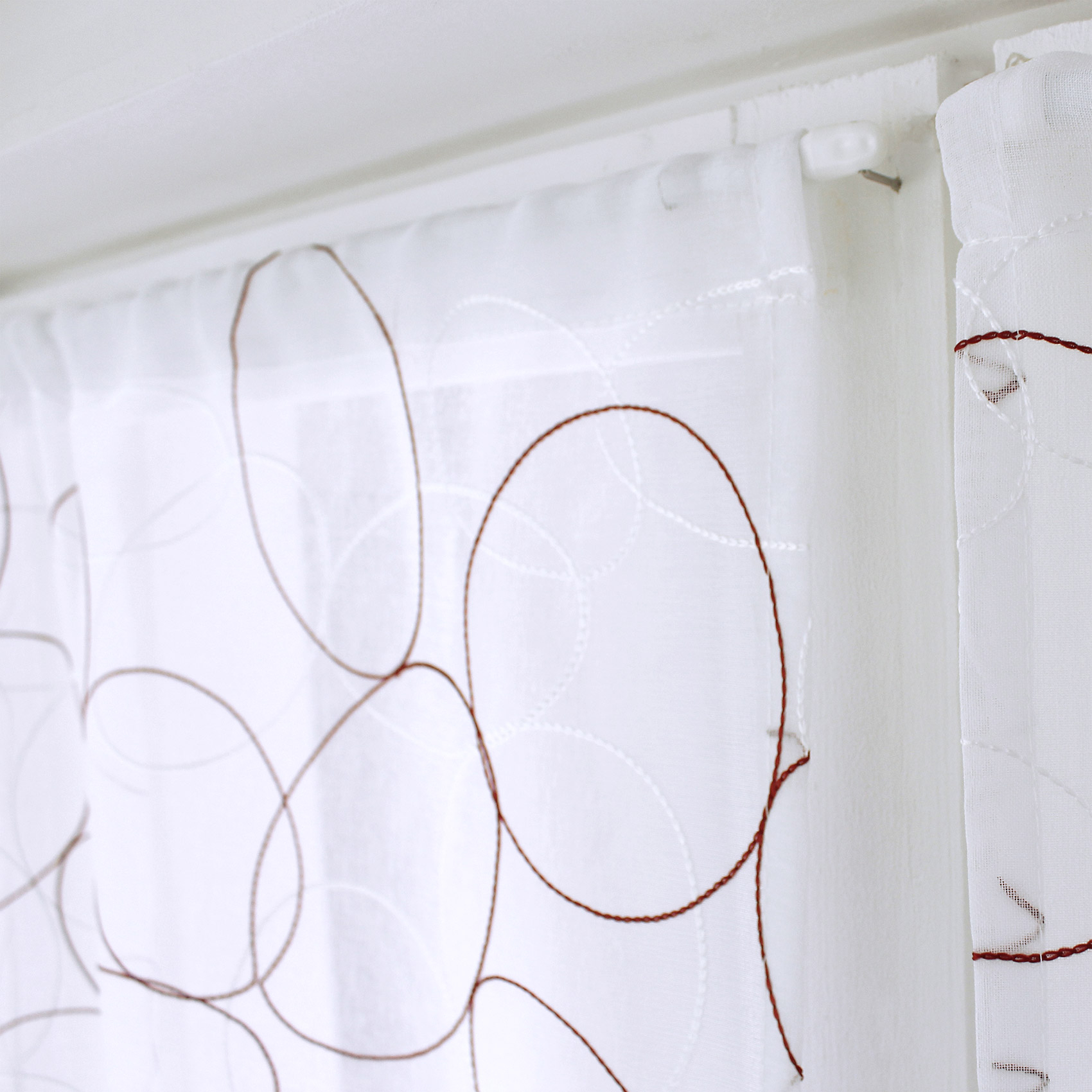 Paire de petits voilages brodés de sphères — vue 5