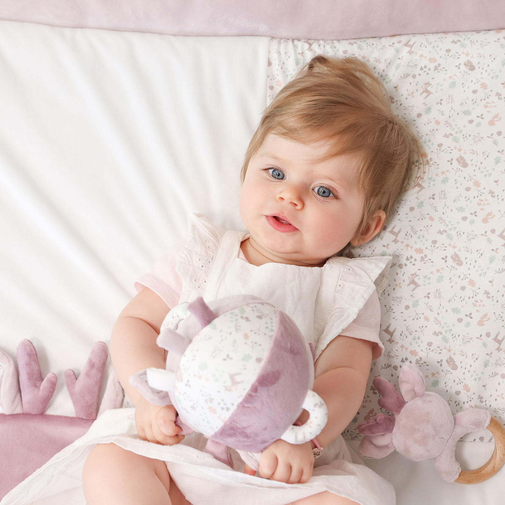 Balle d'activités en velours — vue 3