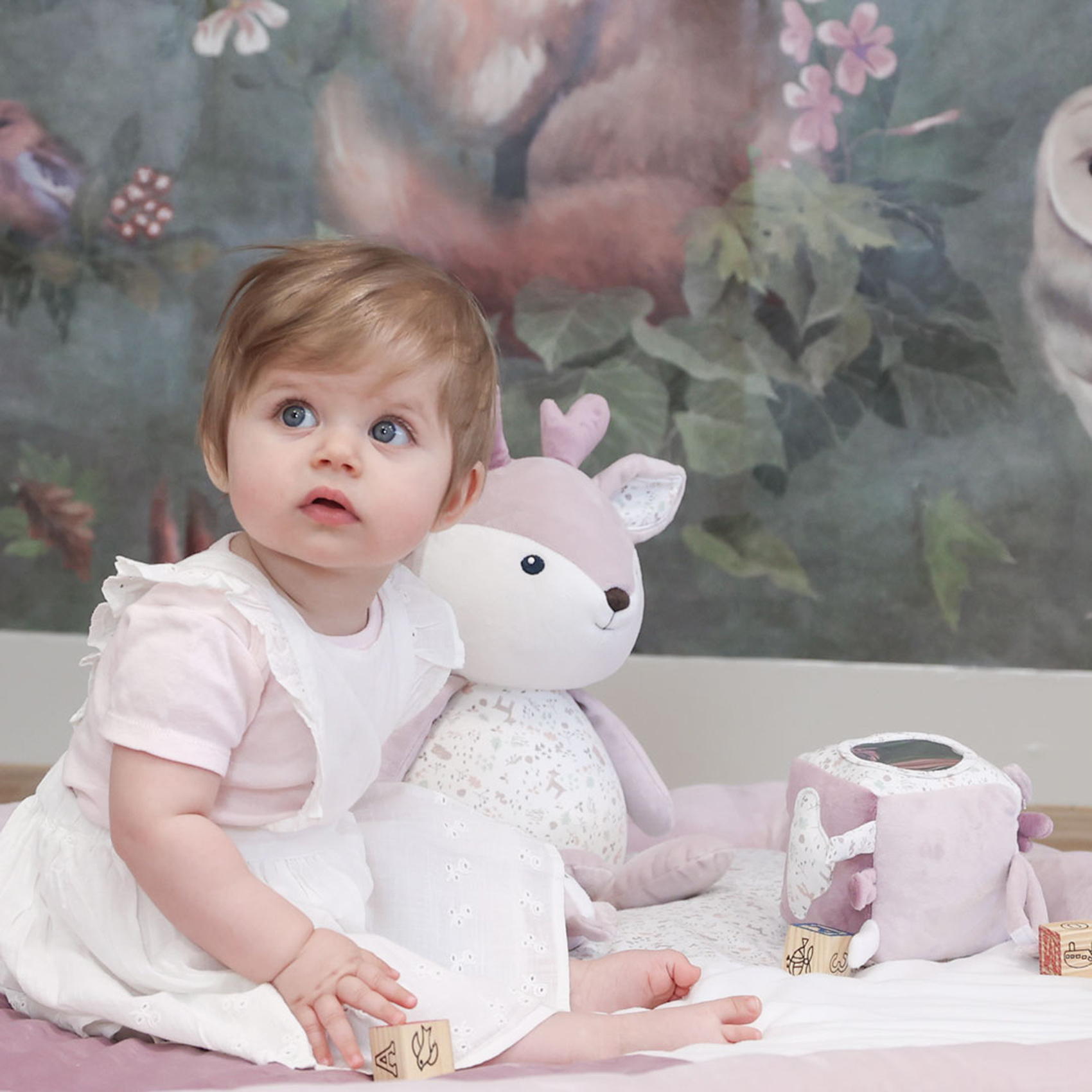 Peluche faon de 30 cm esprit enchanté — vue 5