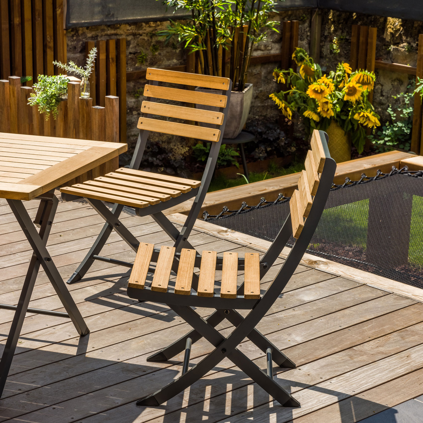 Ensemble repas pliant en teck — vue 3