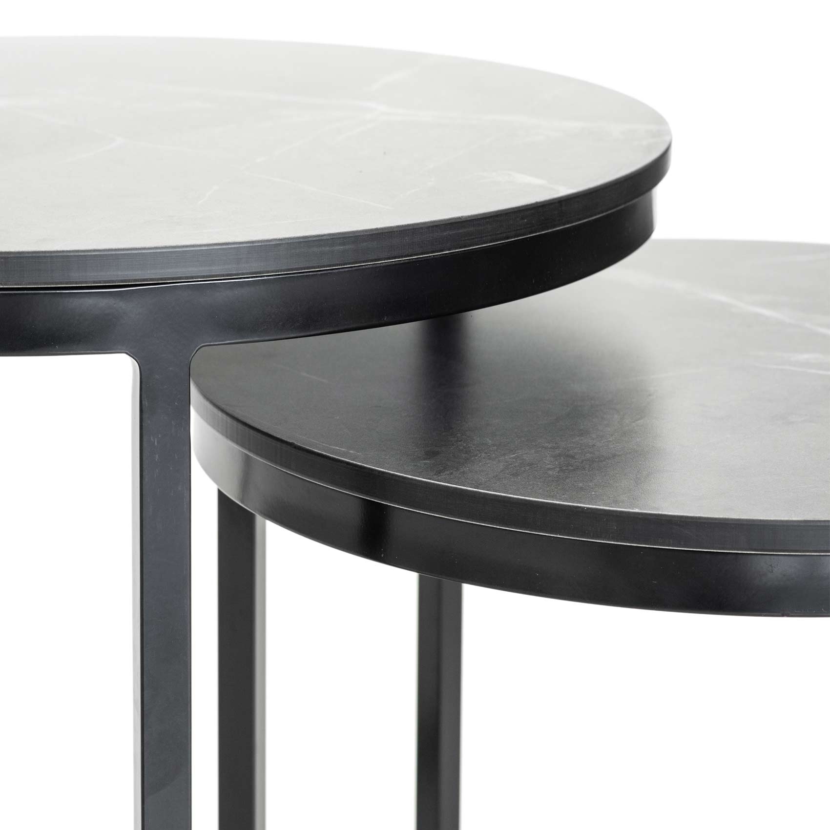 Tables basses rondes gigognes — vue 3