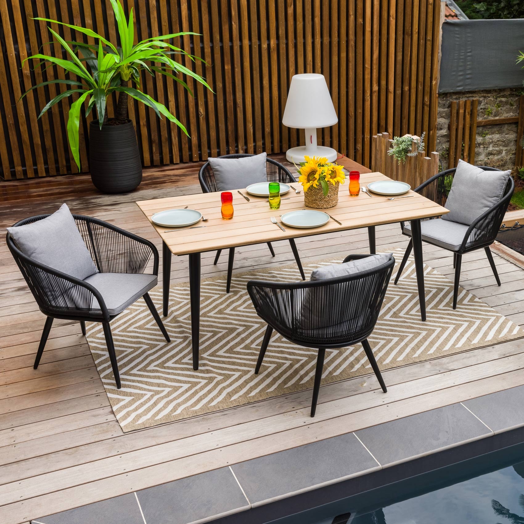 Table de jardin esprit indus — vue 6