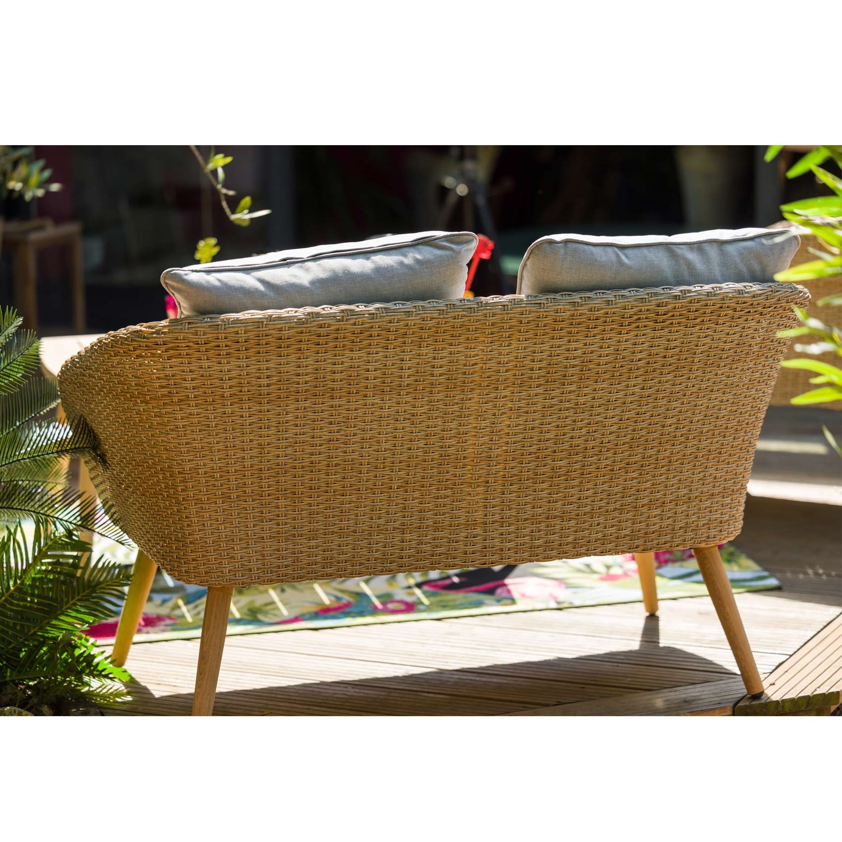 Salon détente pour 4 ou 5 personnes en résine tressée — vue 5