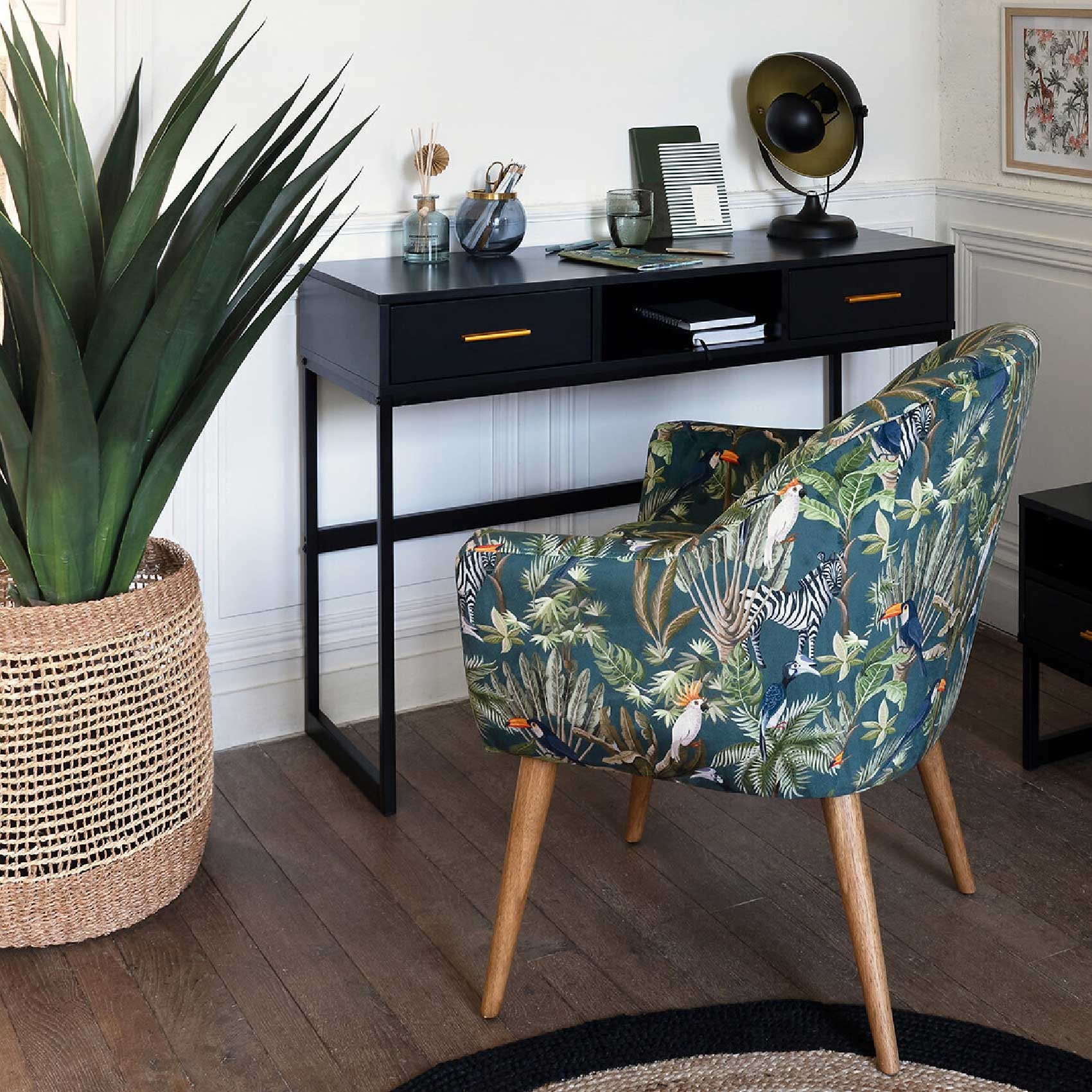 Fauteuil en velours esprit jungle — vue 4