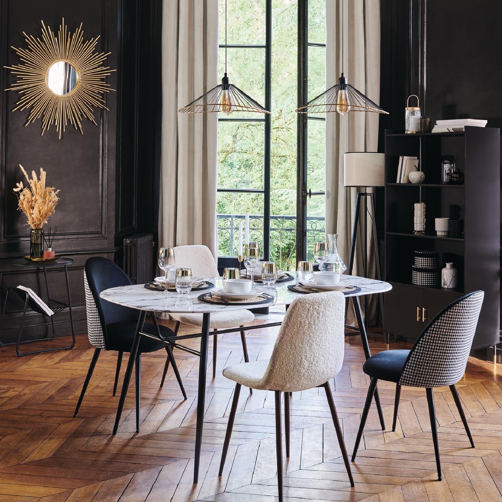 Lot de 2 chaises en imitation noyer à bouclette — vue 5