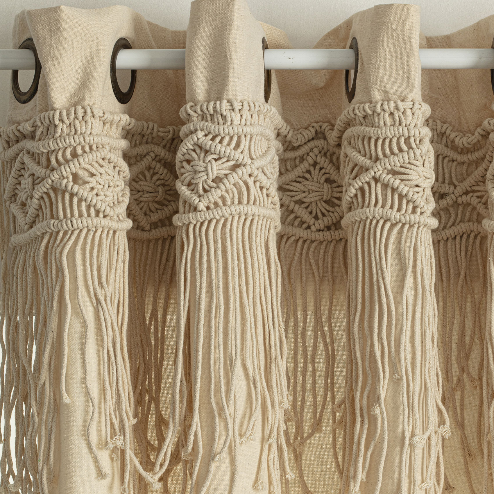 Rideau avec frise en macramé — vue 4