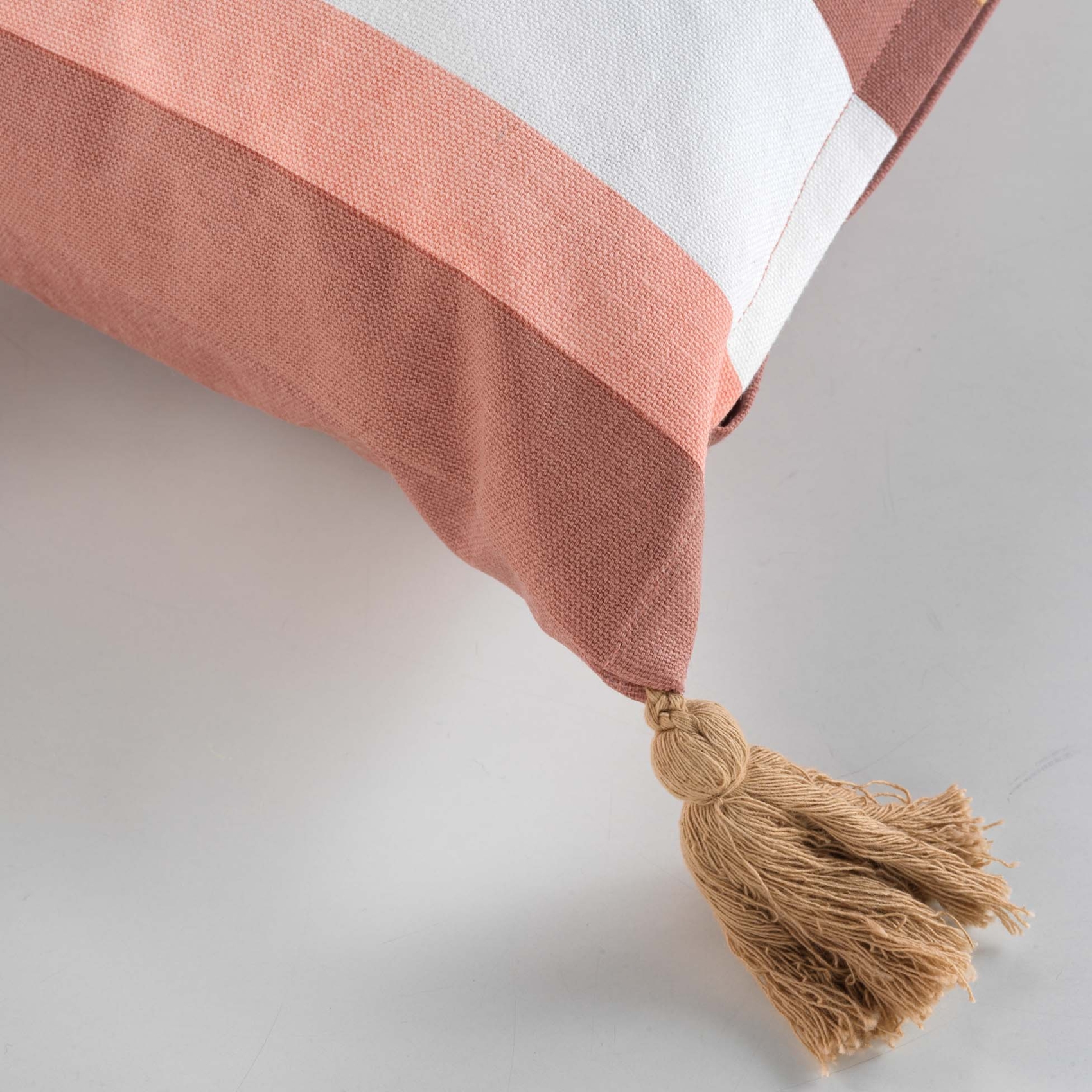 Coussin déhoussable au style terre du sud — vue 4