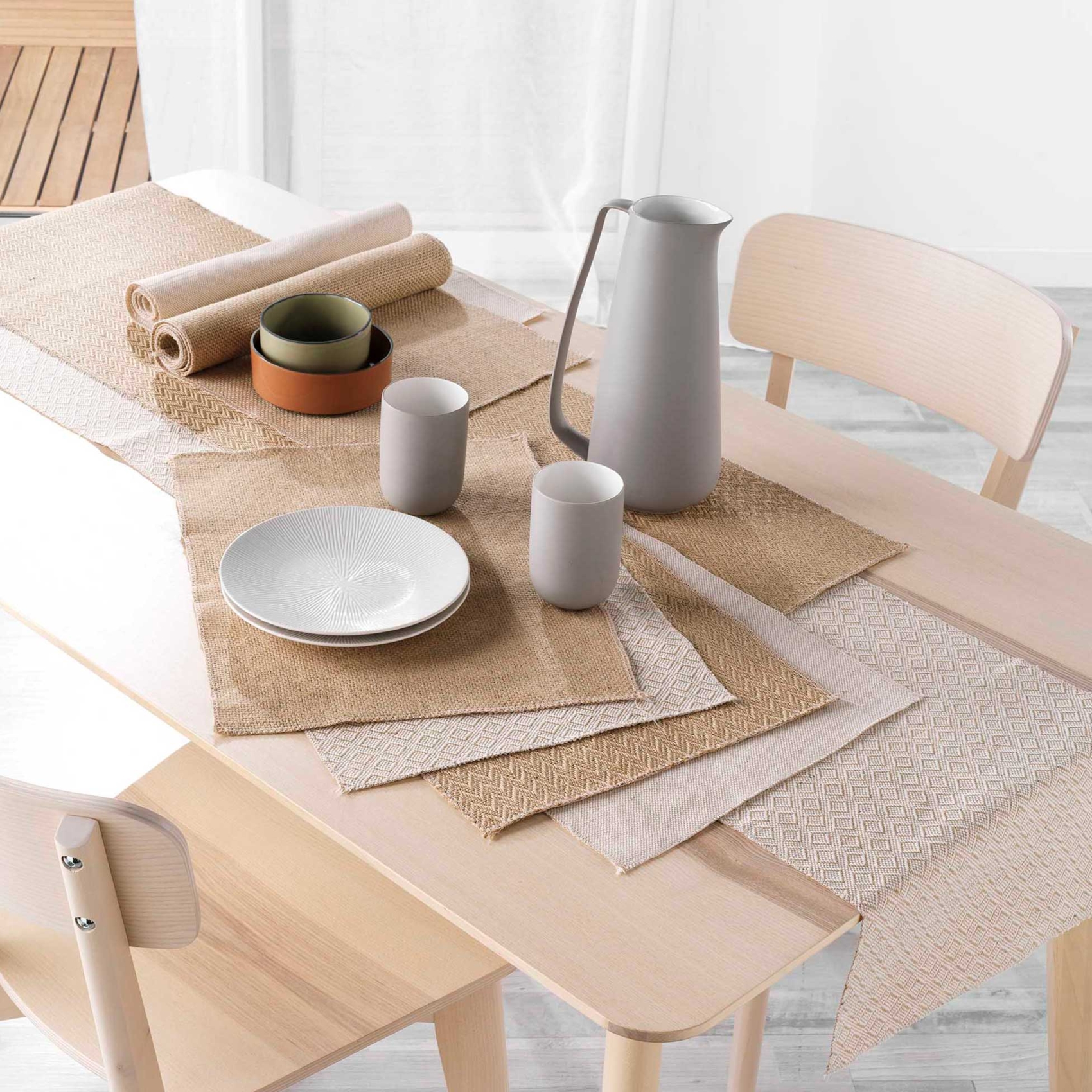 Duo de sets de table en jute — vue 3