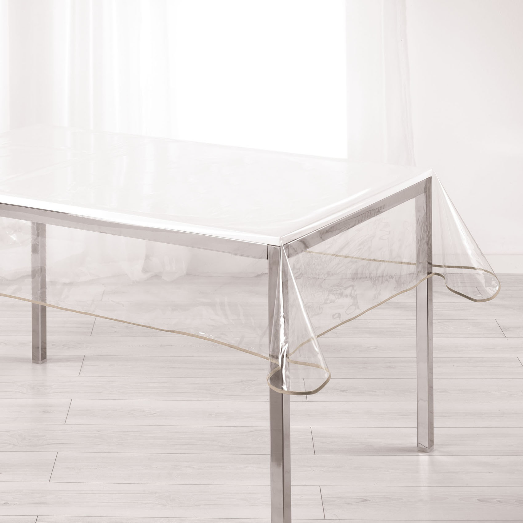 Nappe rectangle transparente ourlet coloré